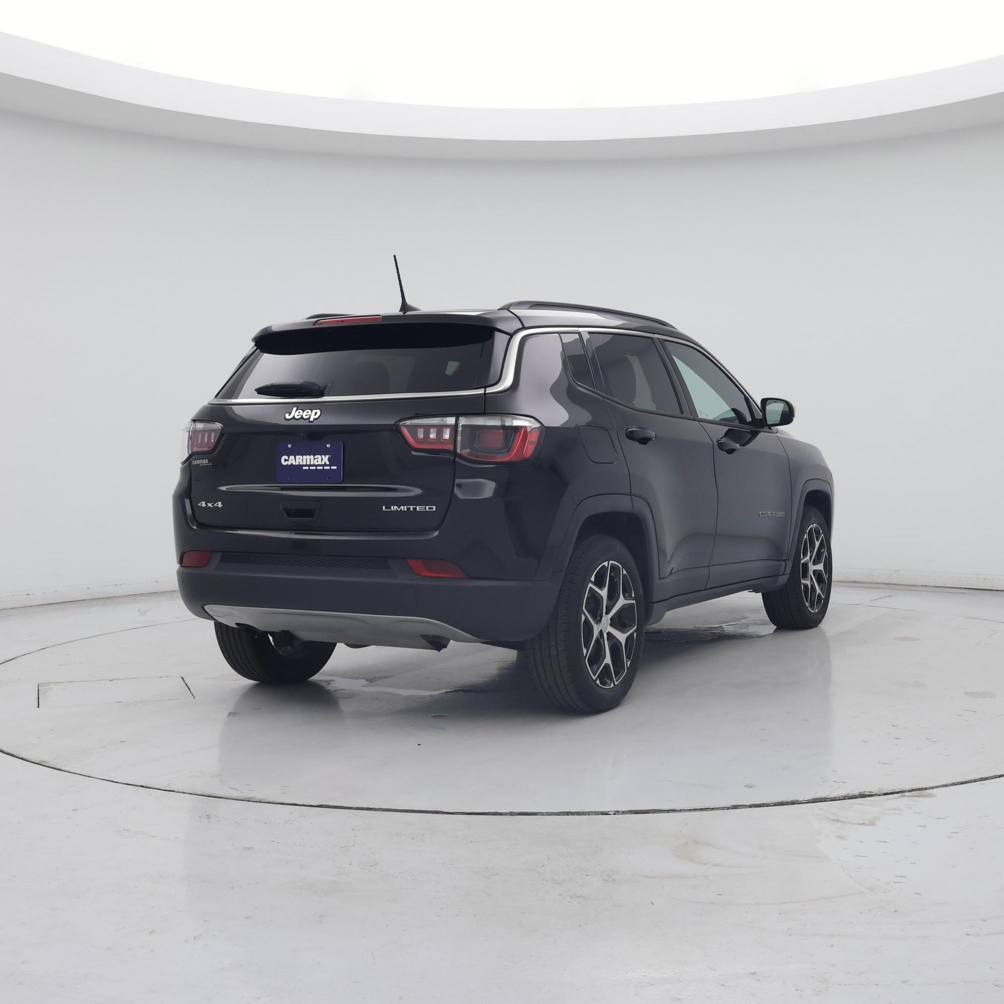 Thumbnail: 2024 Jeep Compass - 8