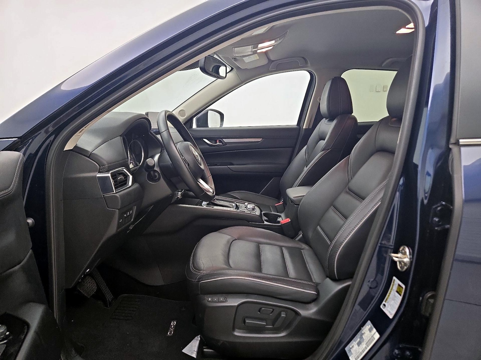 2025 Mazda CX-5 S Carbon Edition - Photo 12