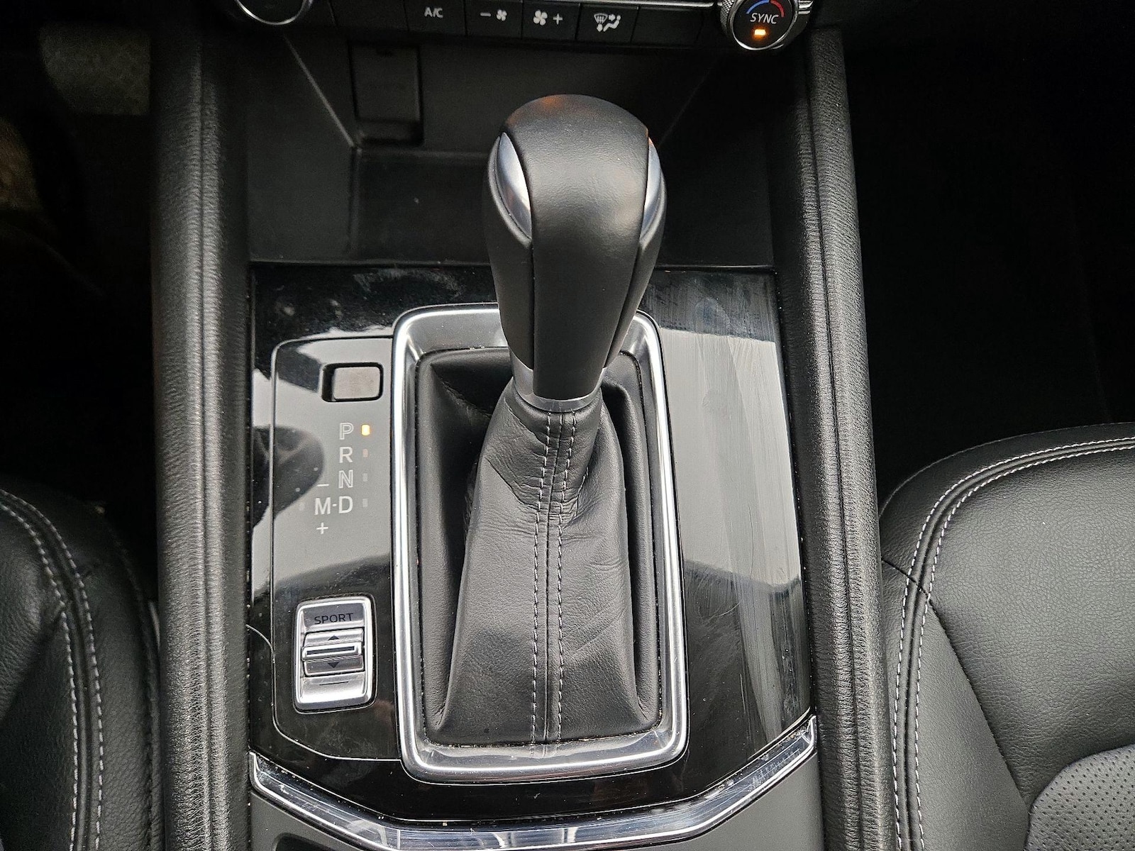 2025 Mazda CX-5 S Carbon Edition - Photo 18
