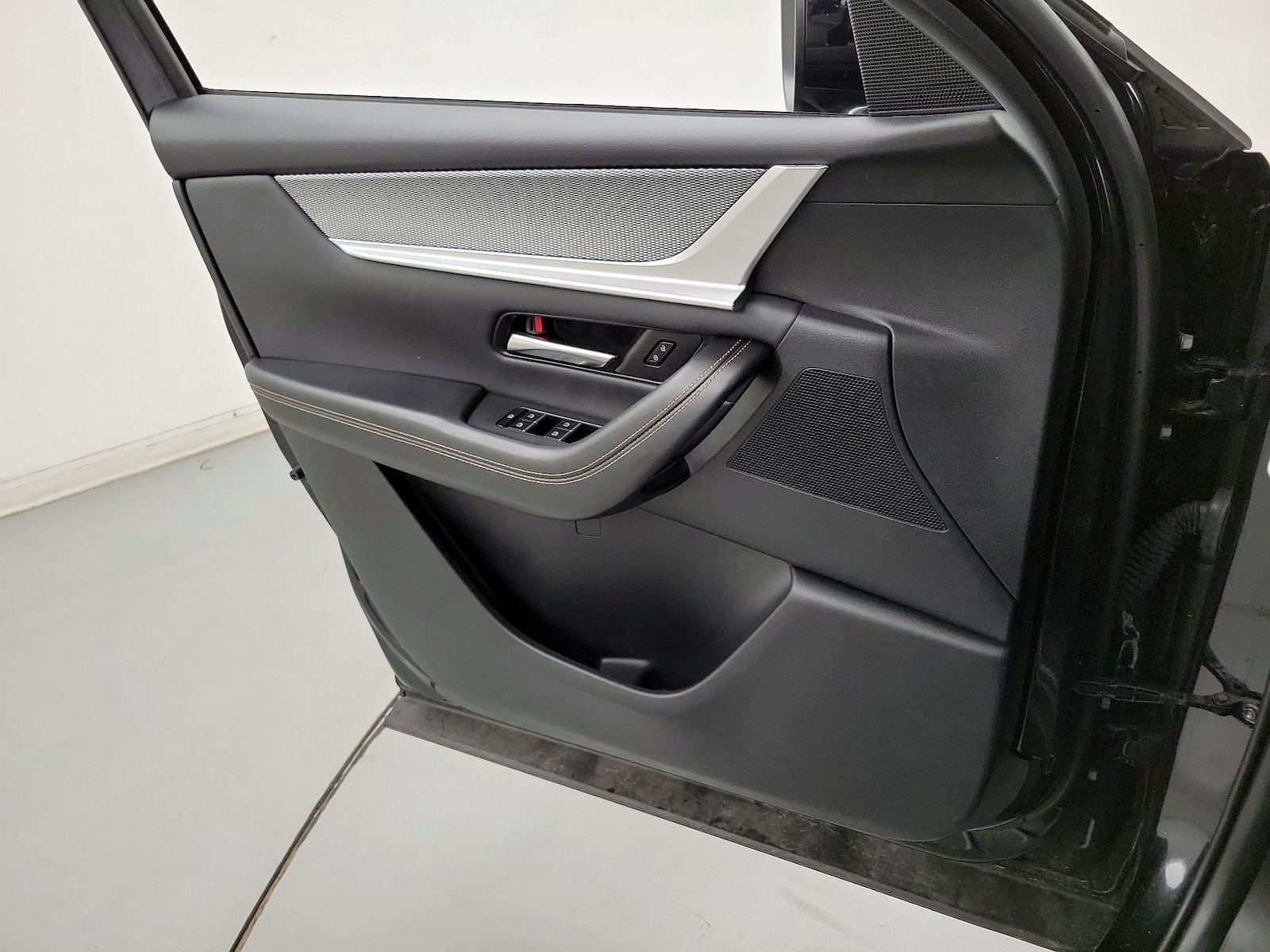 2025 Mazda CX-90 Preferred Package - Photo 11