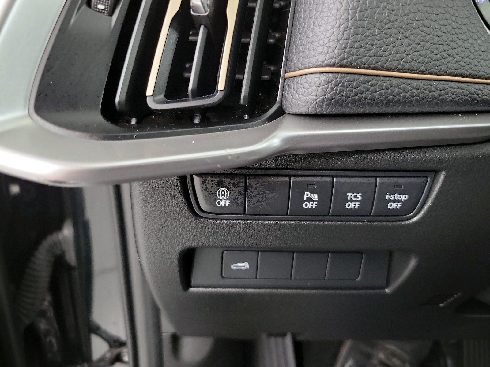 2025 Mazda CX-90 Preferred Package - Photo 12