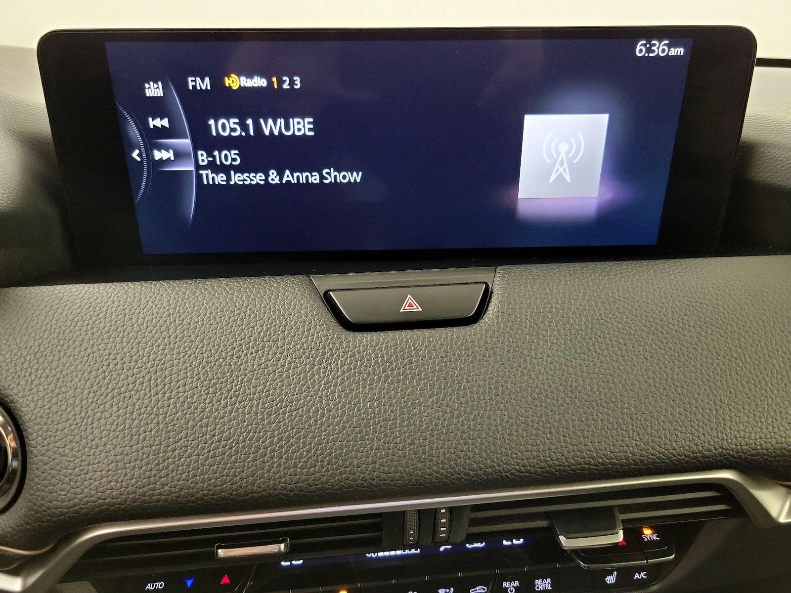 2025 Mazda CX-90 Preferred Package - Photo 15