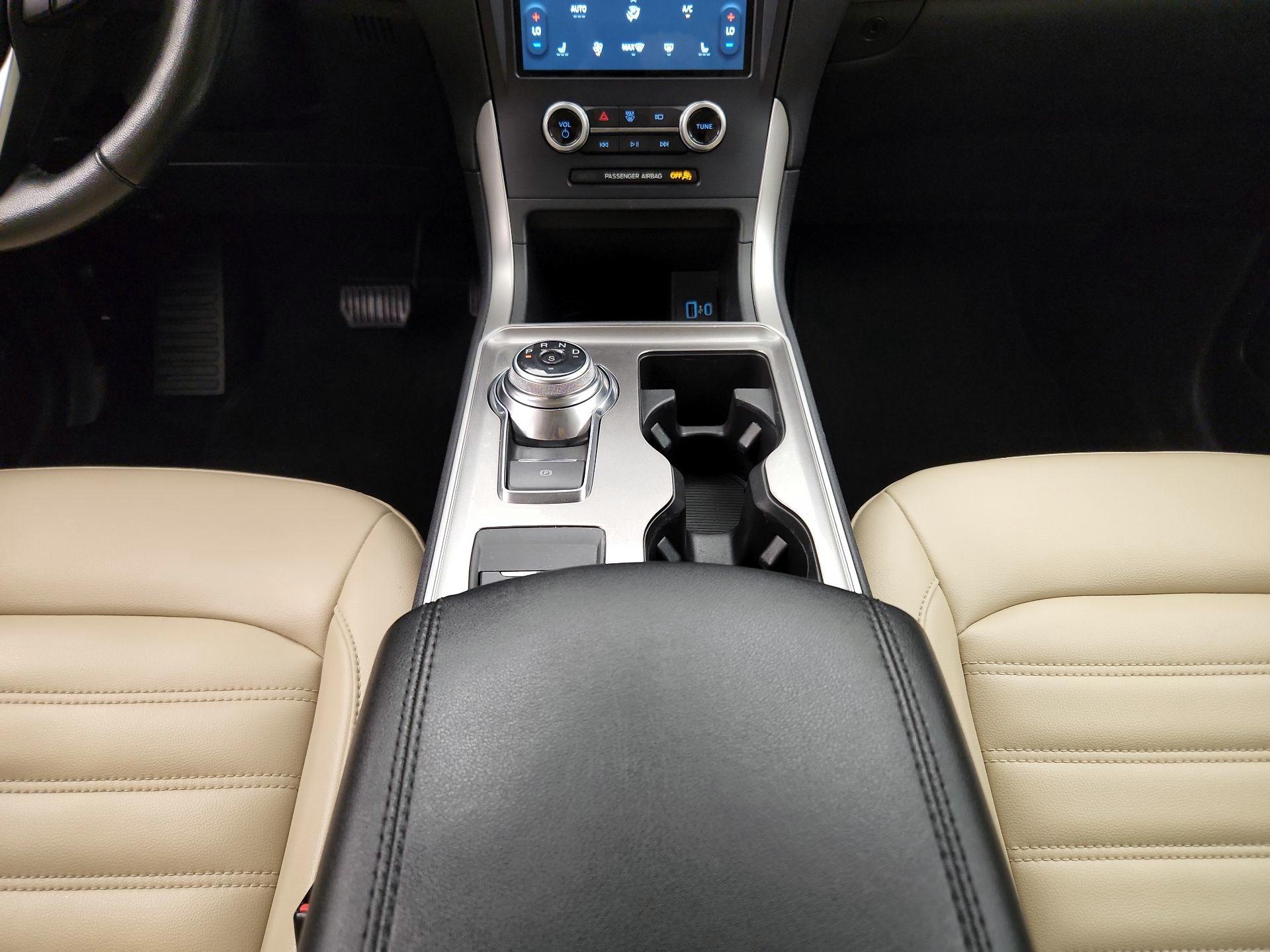 Thumbnail: 2023 Ford Edge - 17