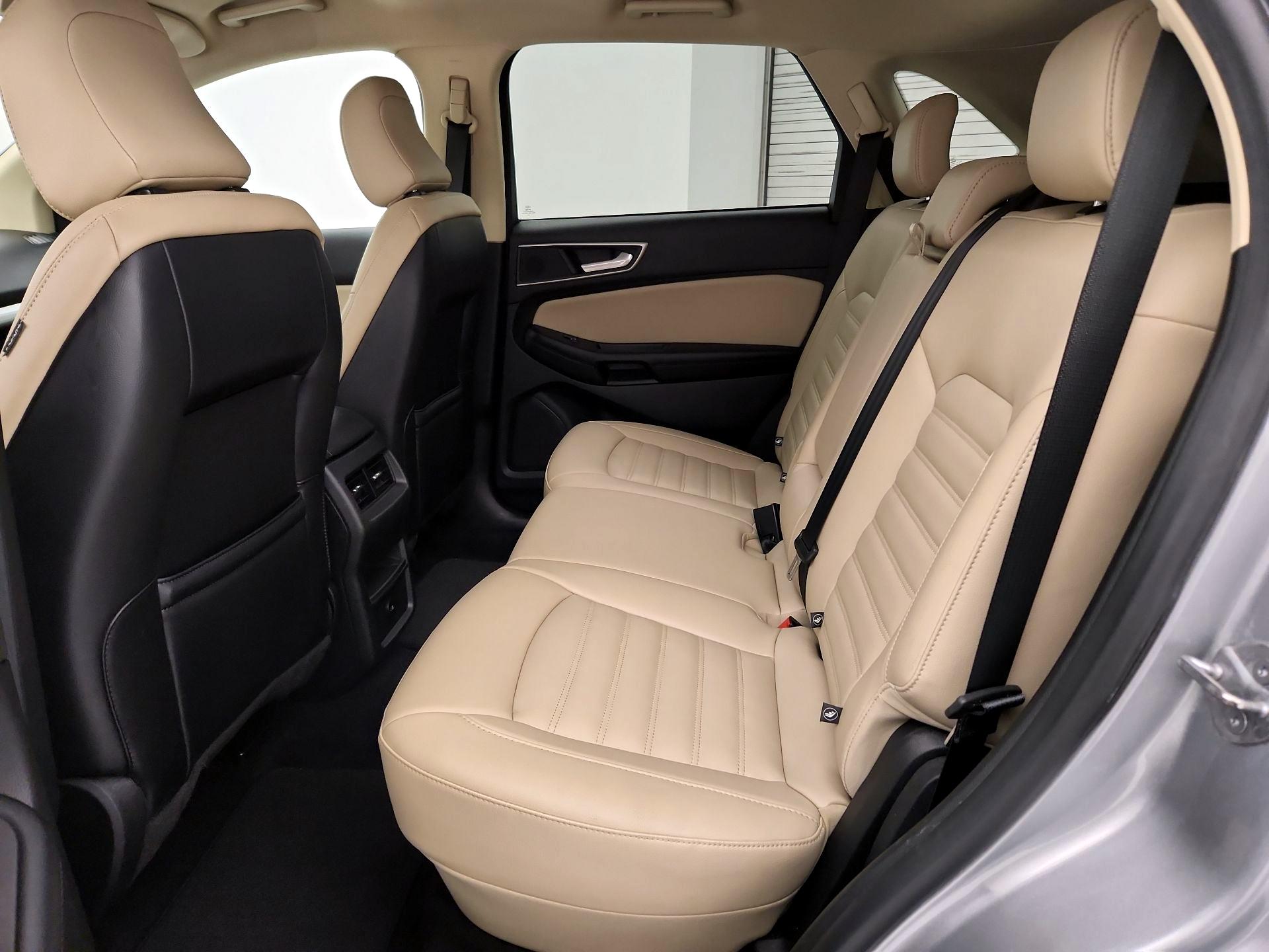 Thumbnail: 2023 Ford Edge - 19