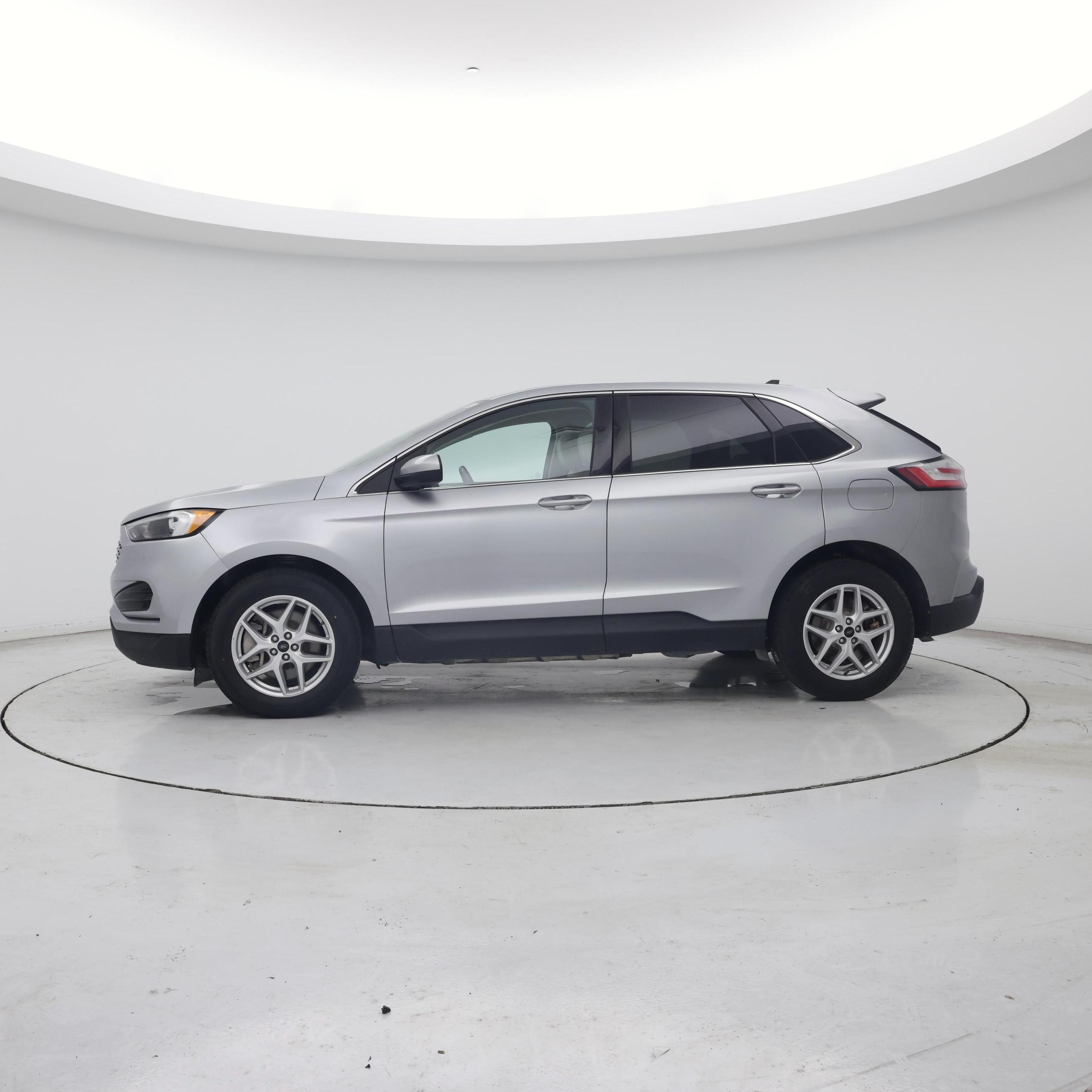 Thumbnail: 2023 Ford Edge - 3