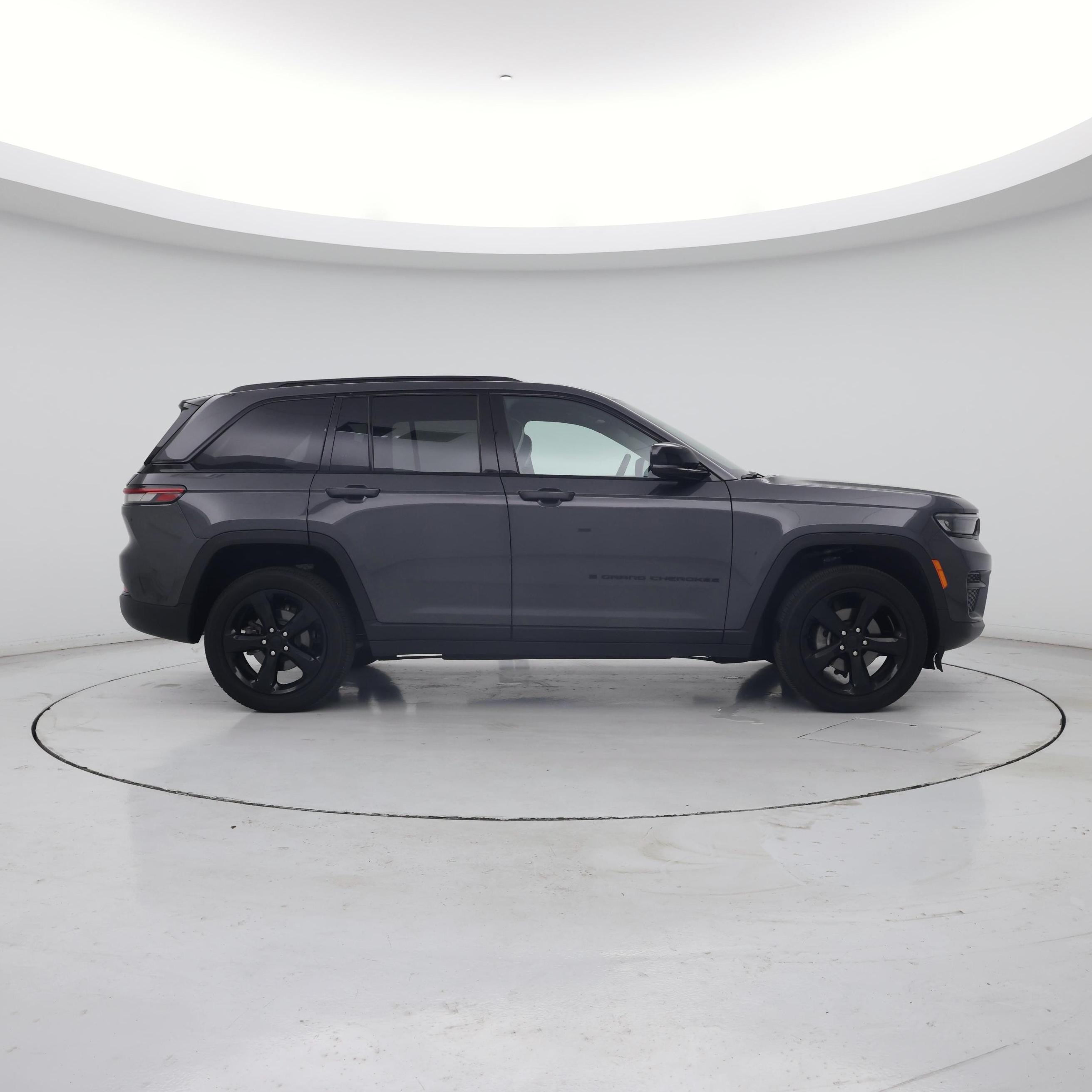 Thumbnail: 2025 Jeep Grand Cherokee - 7