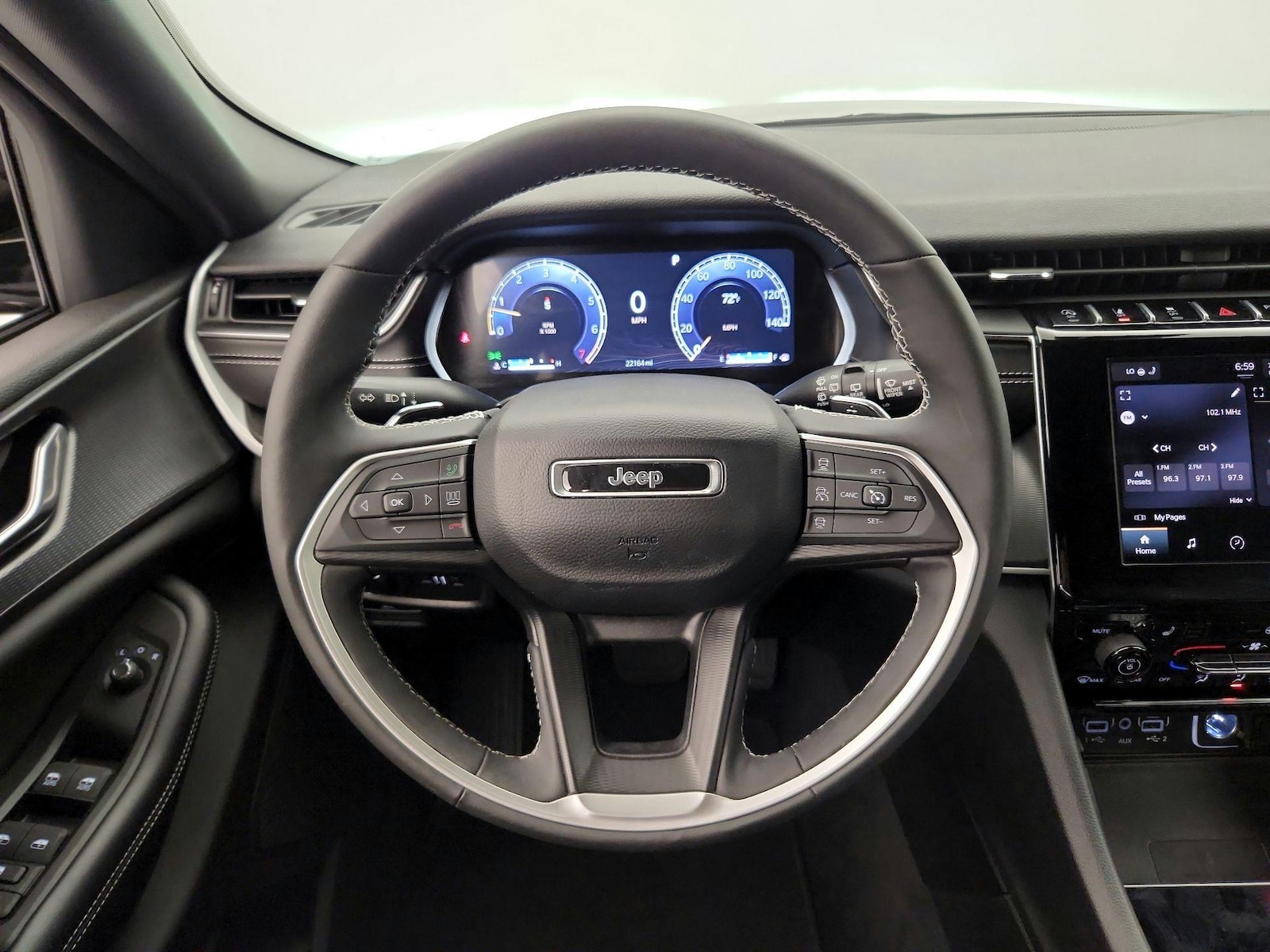 2024 Jeep Grand Cherokee Altitude - Photo 11