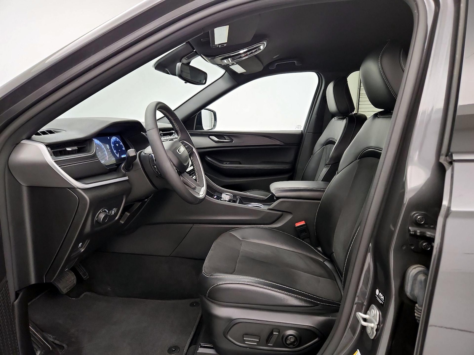 2024 Jeep Grand Cherokee Altitude - Photo 12