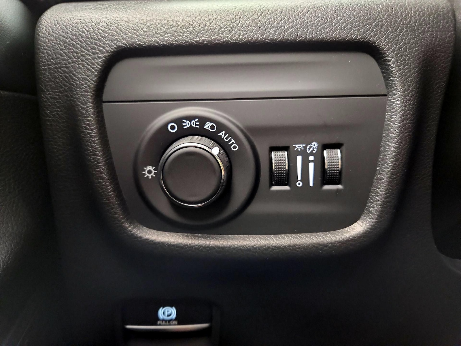 2024 Jeep Grand Cherokee Altitude - Photo 14