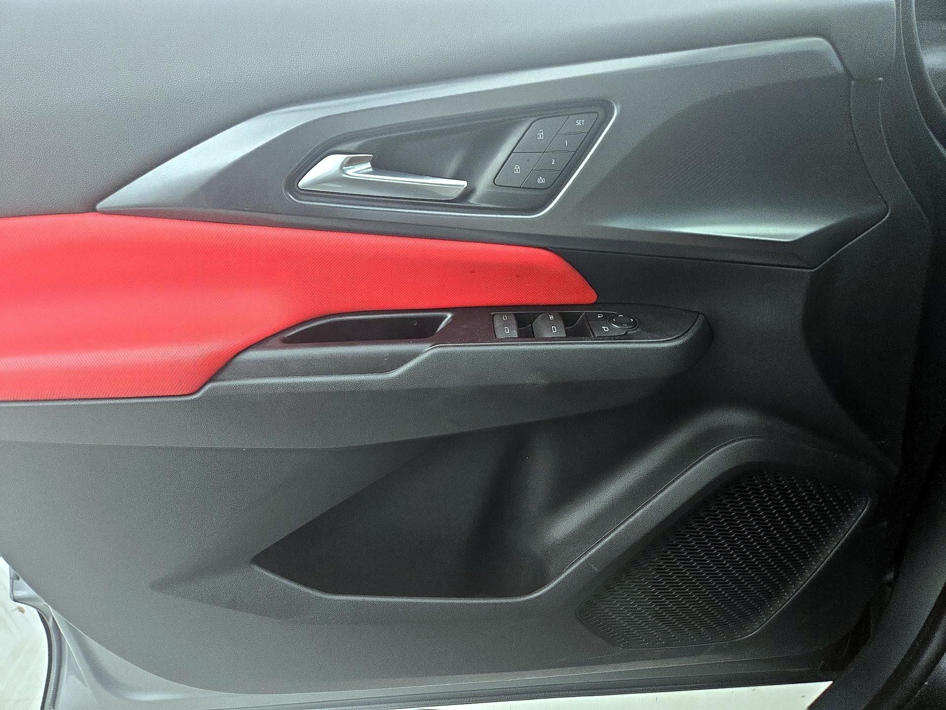 Thumbnail: 2024 Chevrolet Equinox - 12