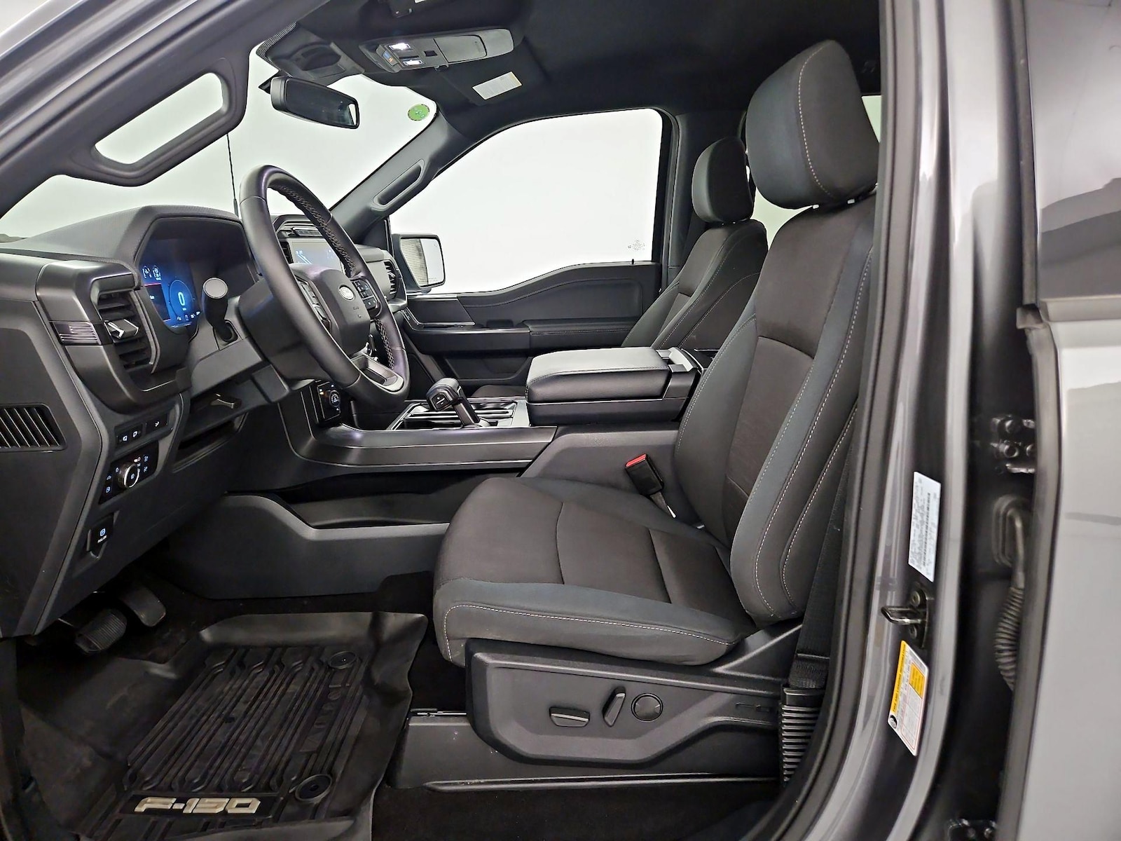 2024 Ford F-150 XLT - Photo 10