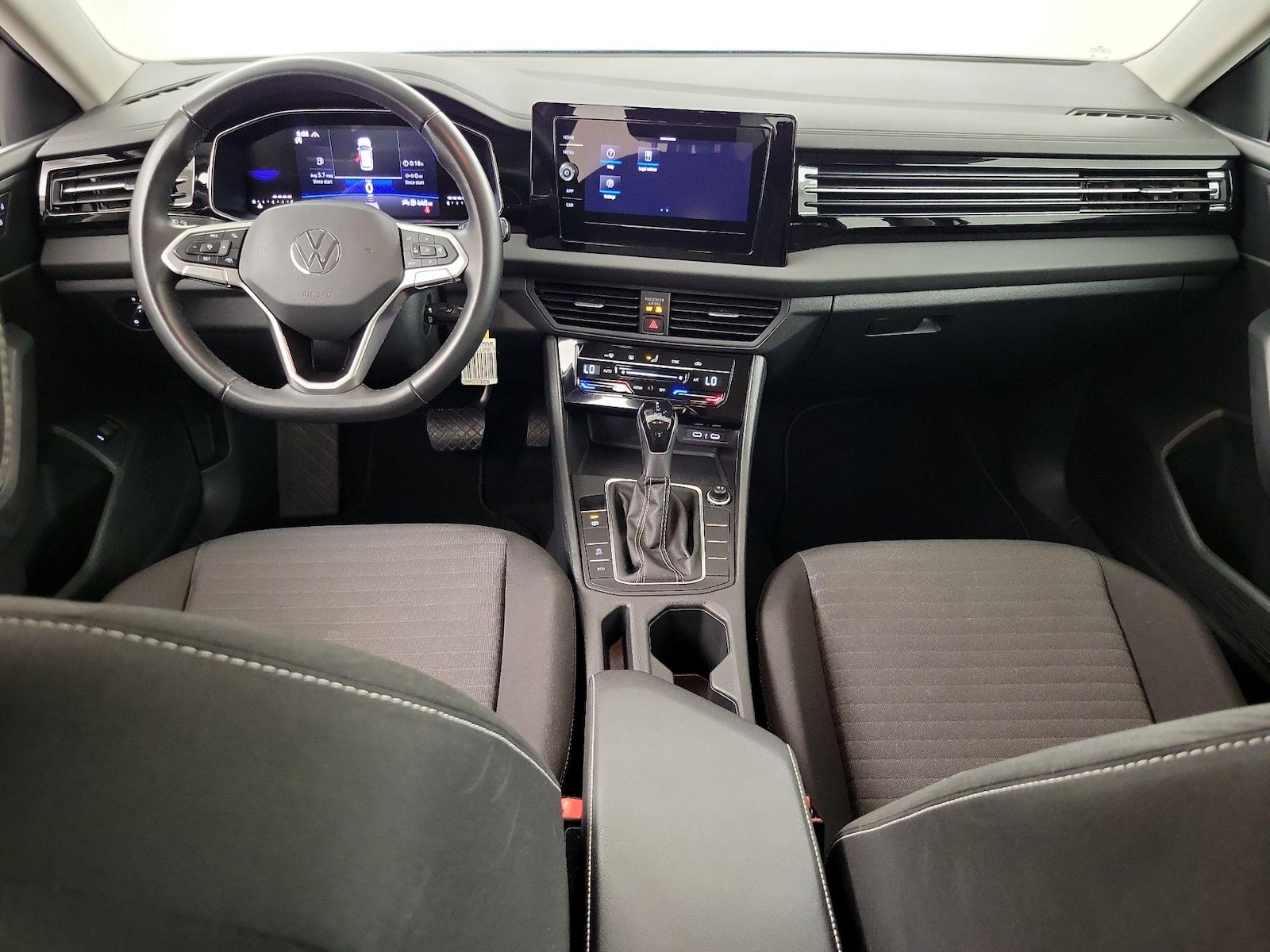 2025 Volkswagen Jetta S - Photo 8