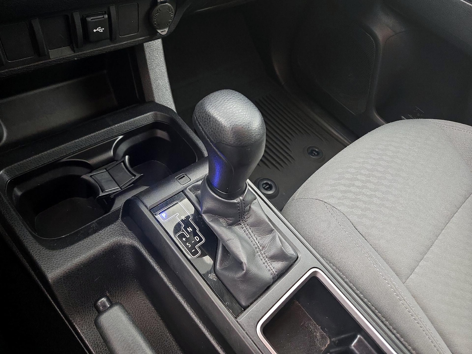2023 Toyota Tacoma SR - Photo 18