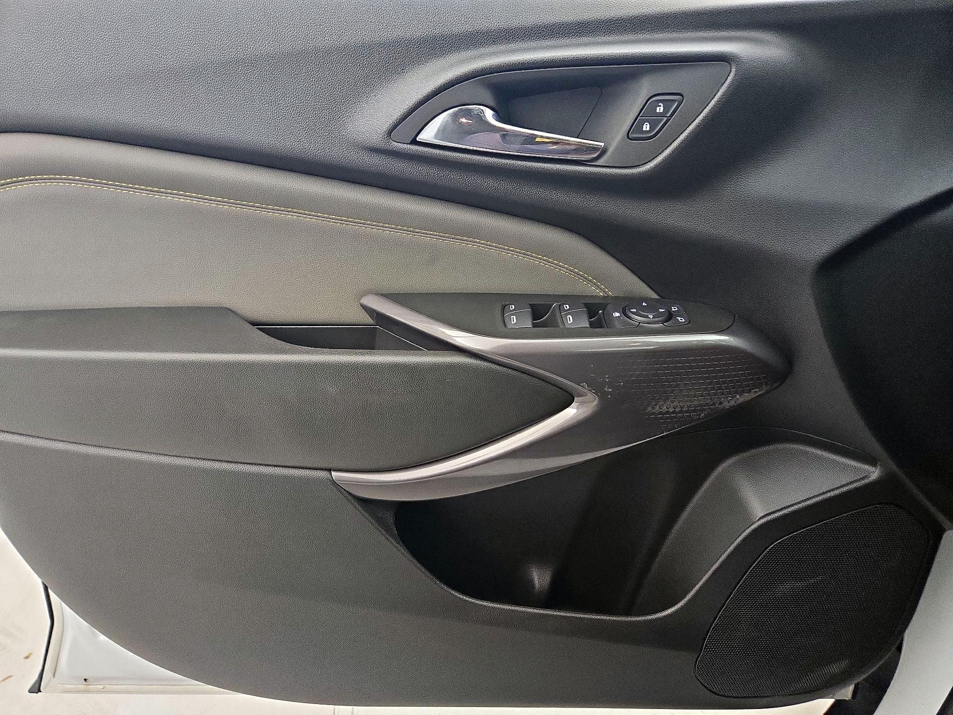 Thumbnail: 2025 Chevrolet Trax - 12