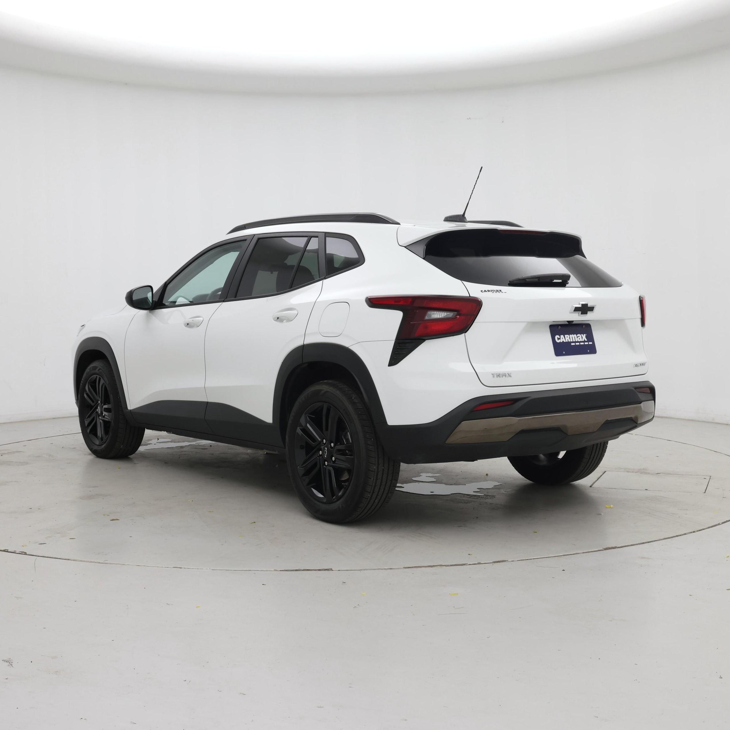 Thumbnail: 2025 Chevrolet Trax - 2