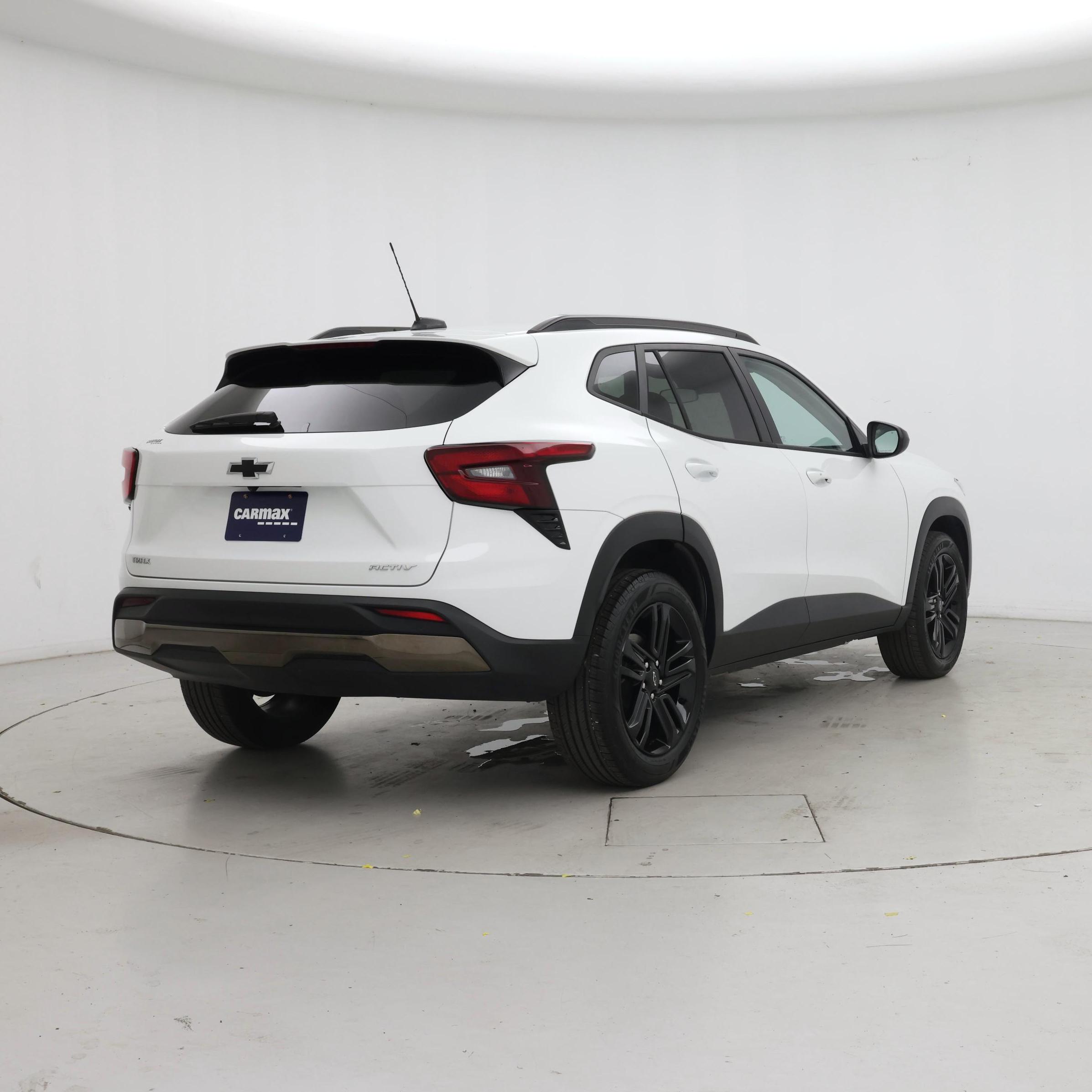 Thumbnail: 2025 Chevrolet Trax - 8