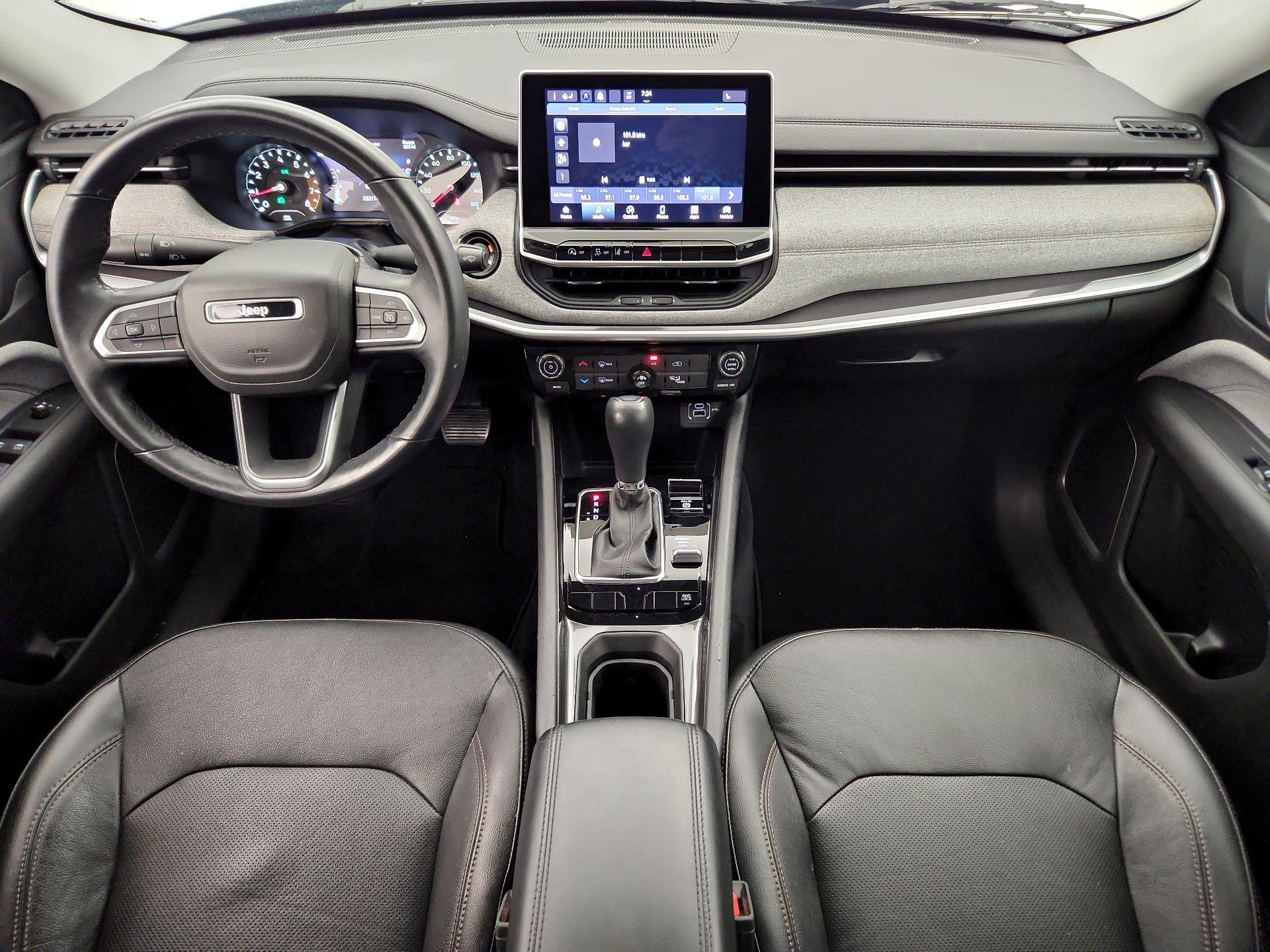 Thumbnail: 2022 Jeep Compass - 9