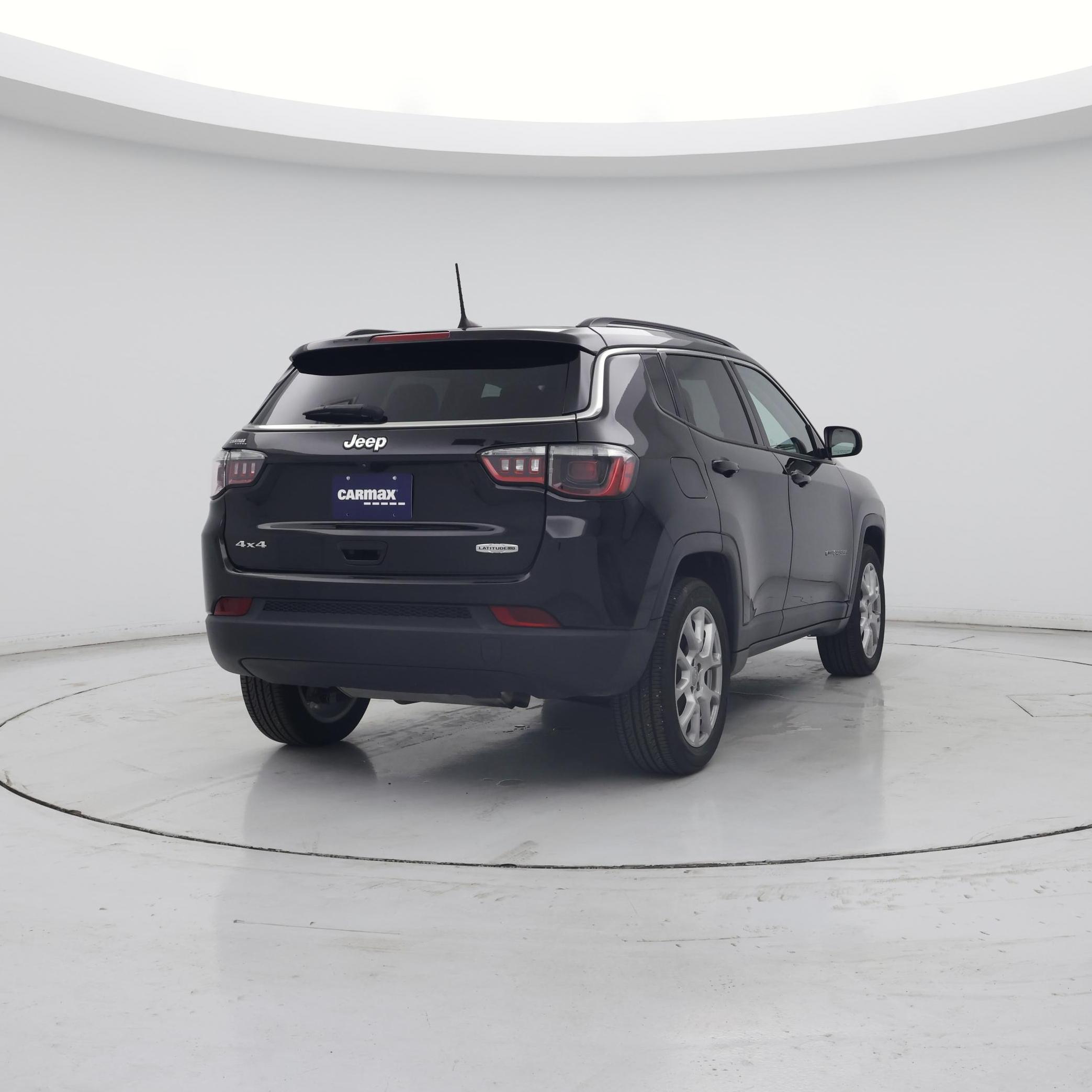 Thumbnail: 2022 Jeep Compass - 8