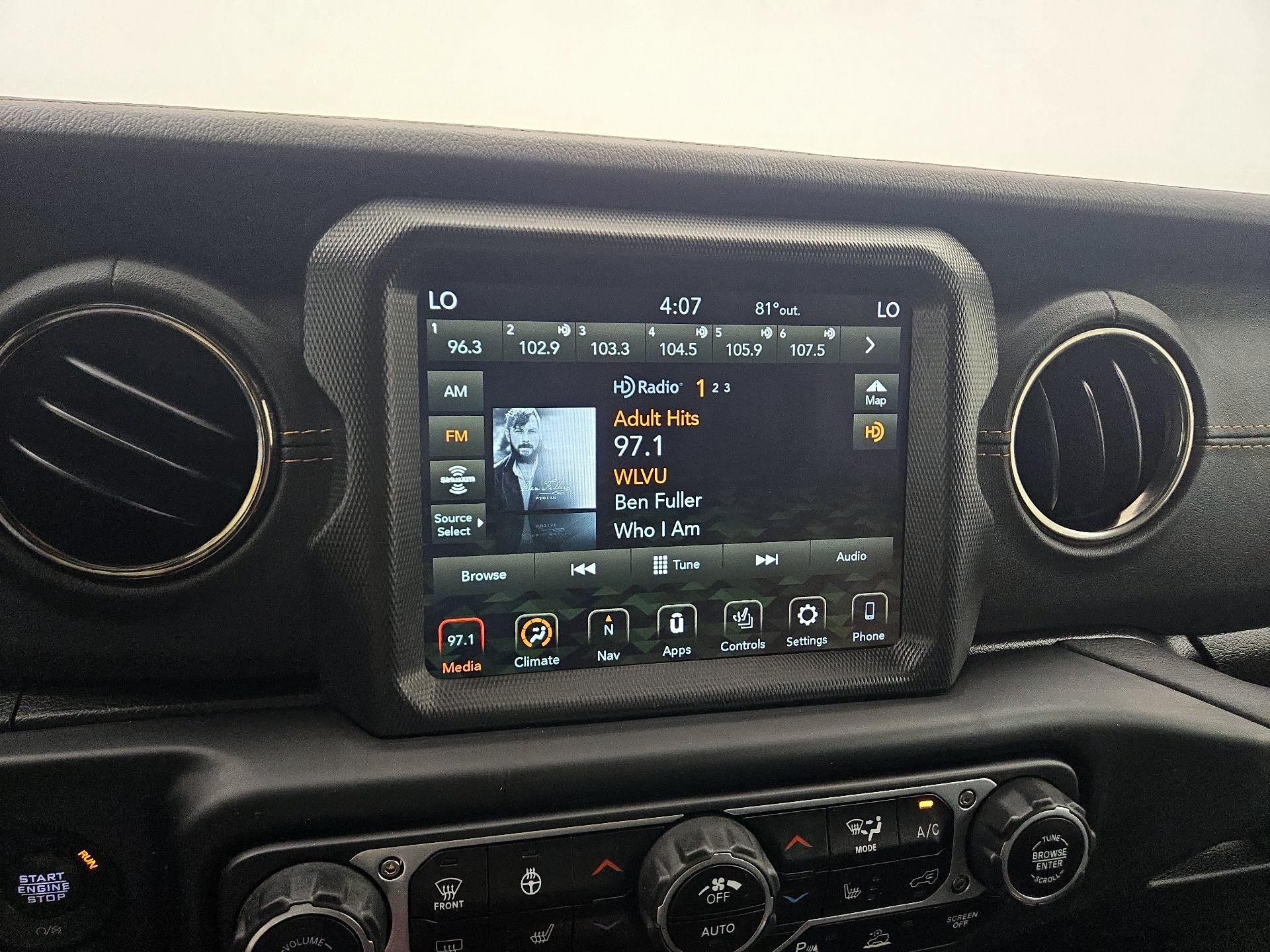 Thumbnail: 2021 Jeep Wrangler - 16