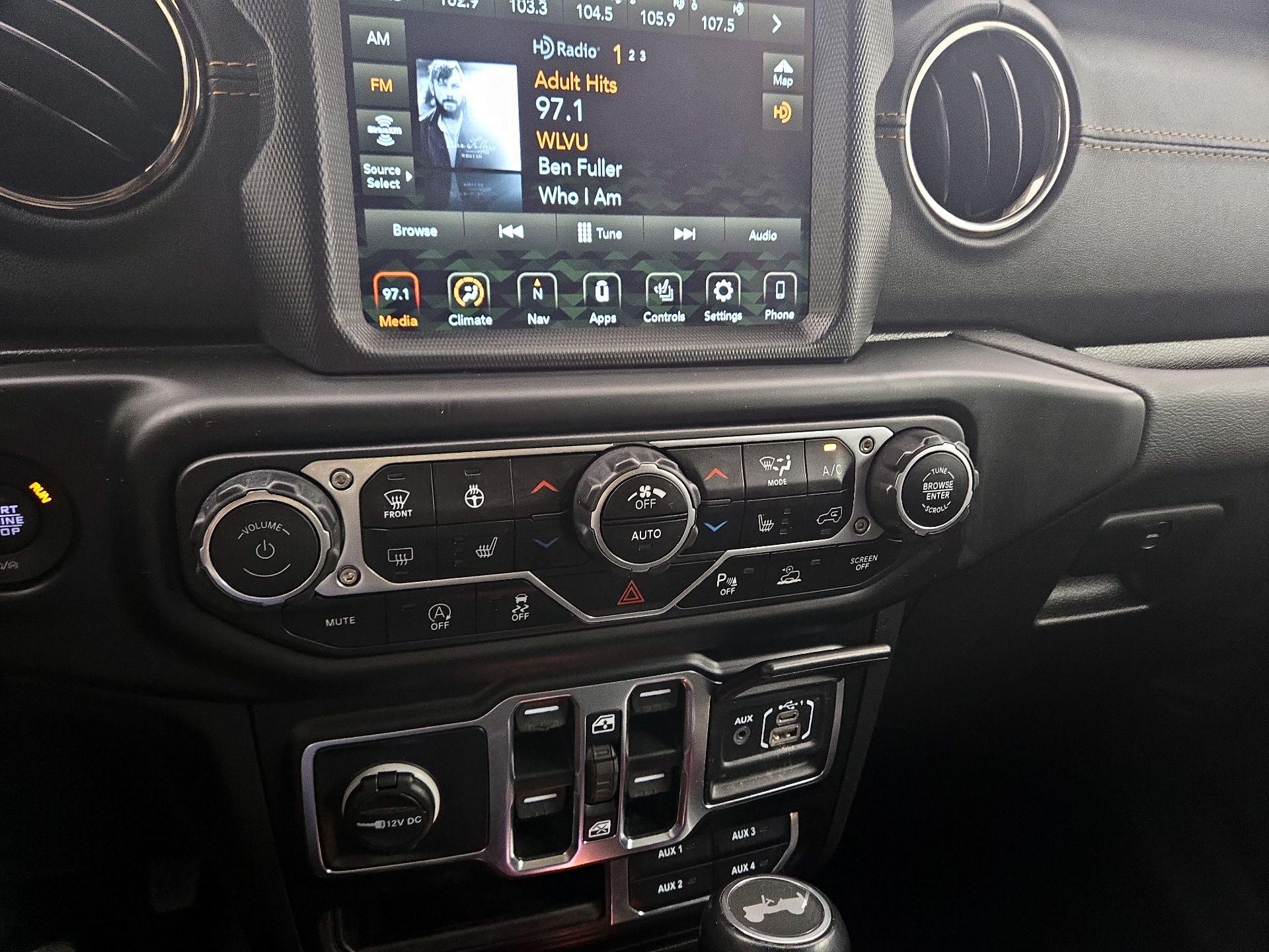 Thumbnail: 2021 Jeep Wrangler - 17