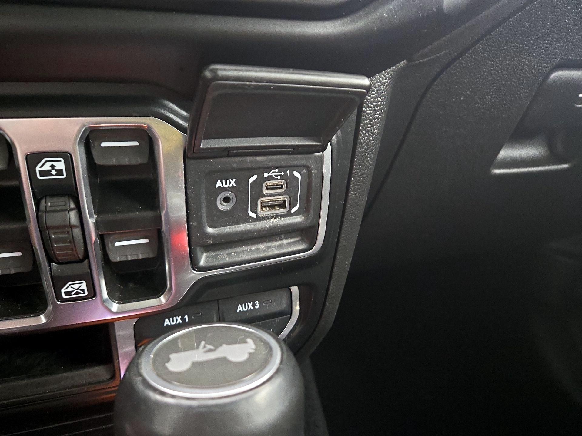 Thumbnail: 2021 Jeep Wrangler - 19