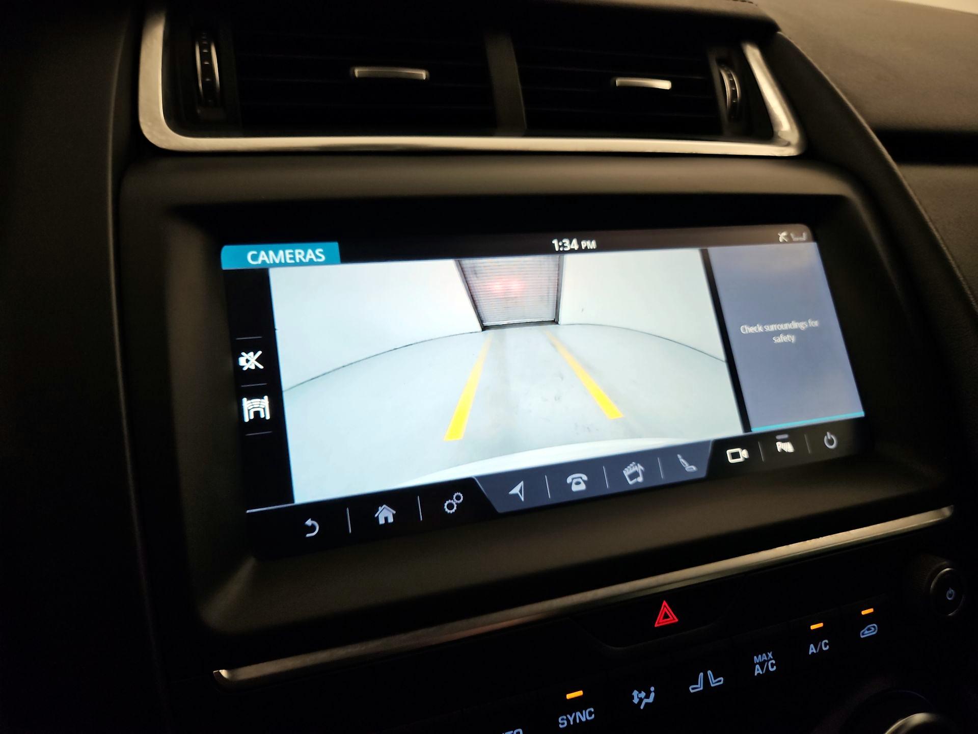 Thumbnail: 2019 Jaguar E-Pace - 13