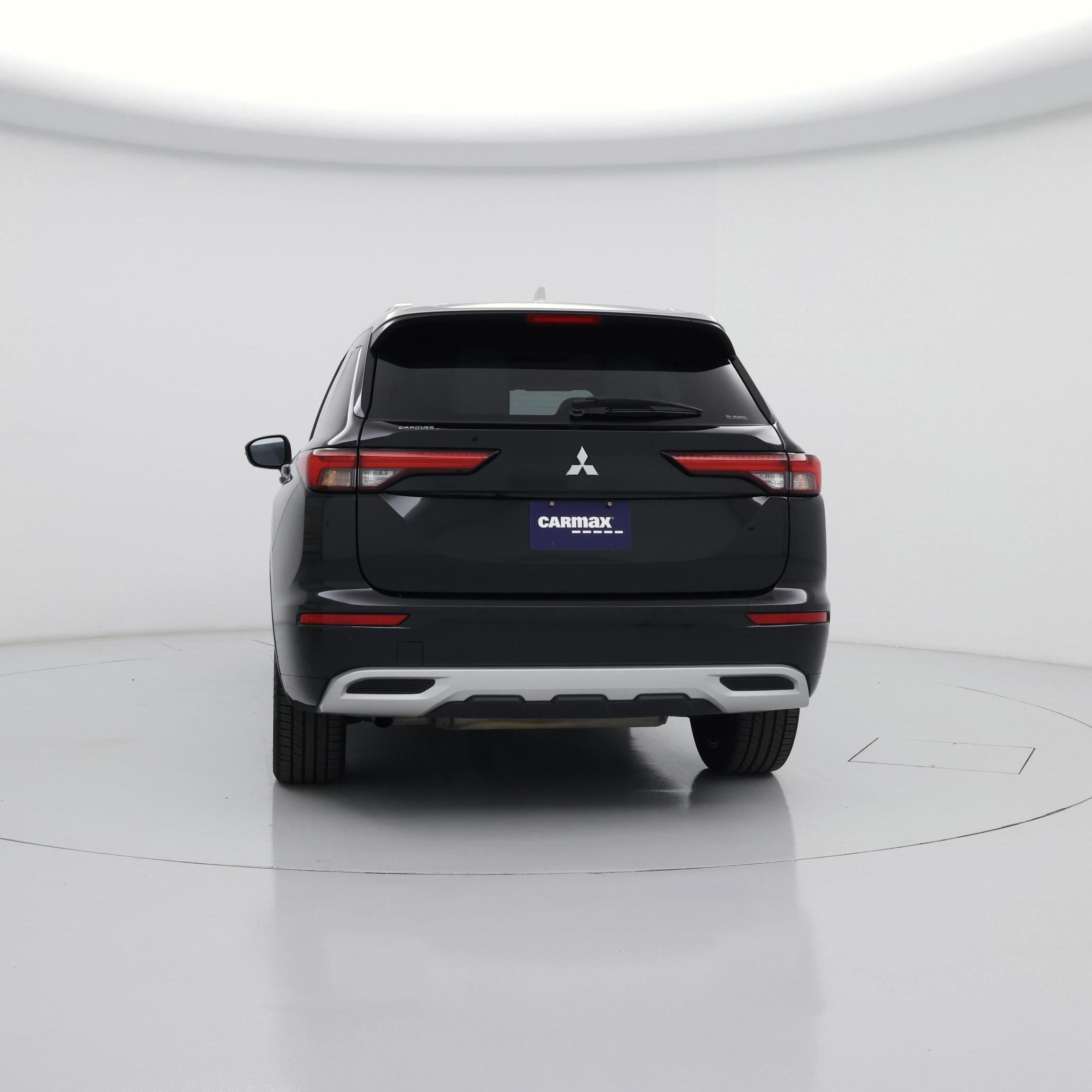 Thumbnail: 2024 Mitsubishi Outlander - 6