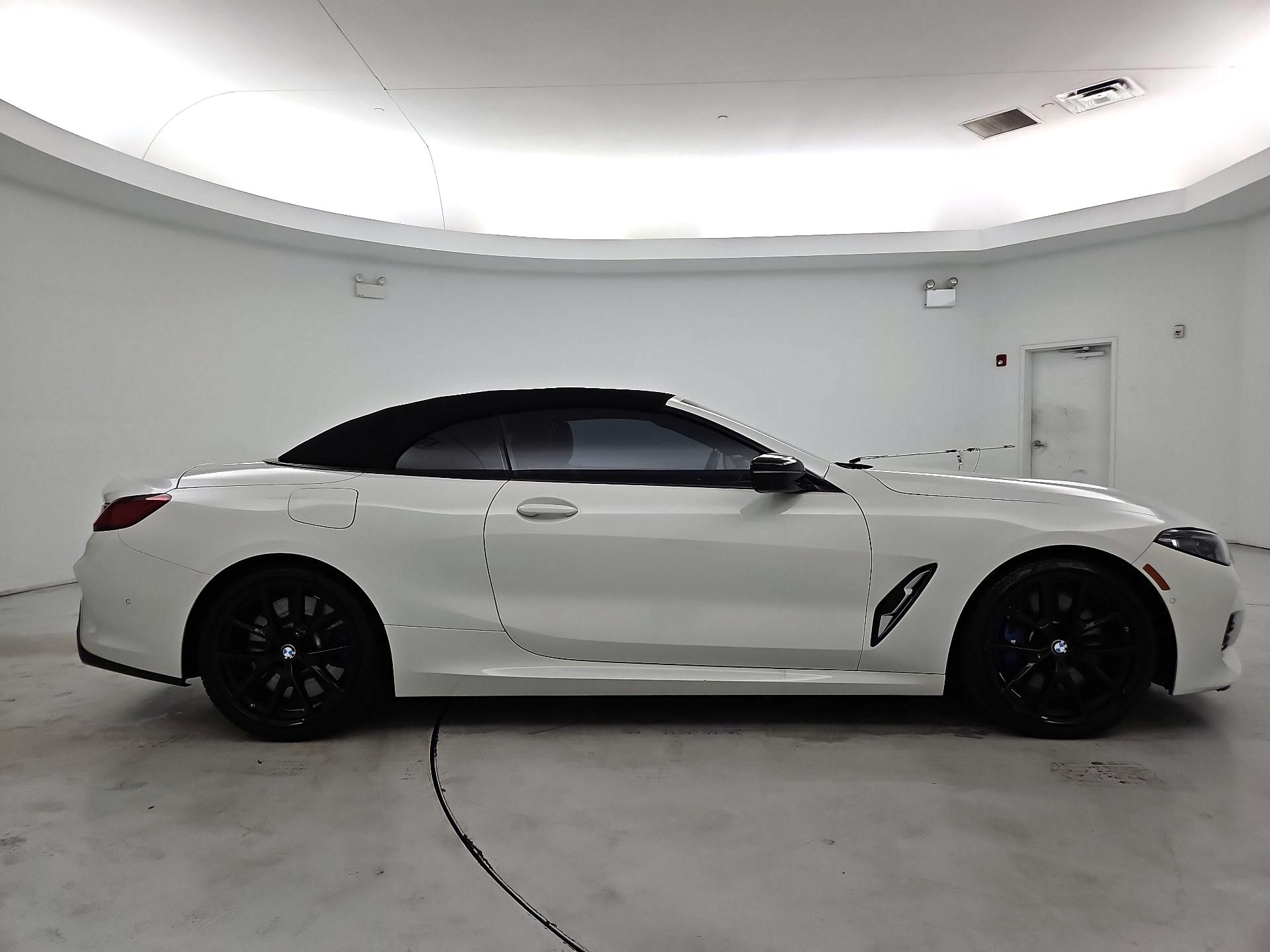 Thumbnail: 2024 BMW 8 Series - 4
