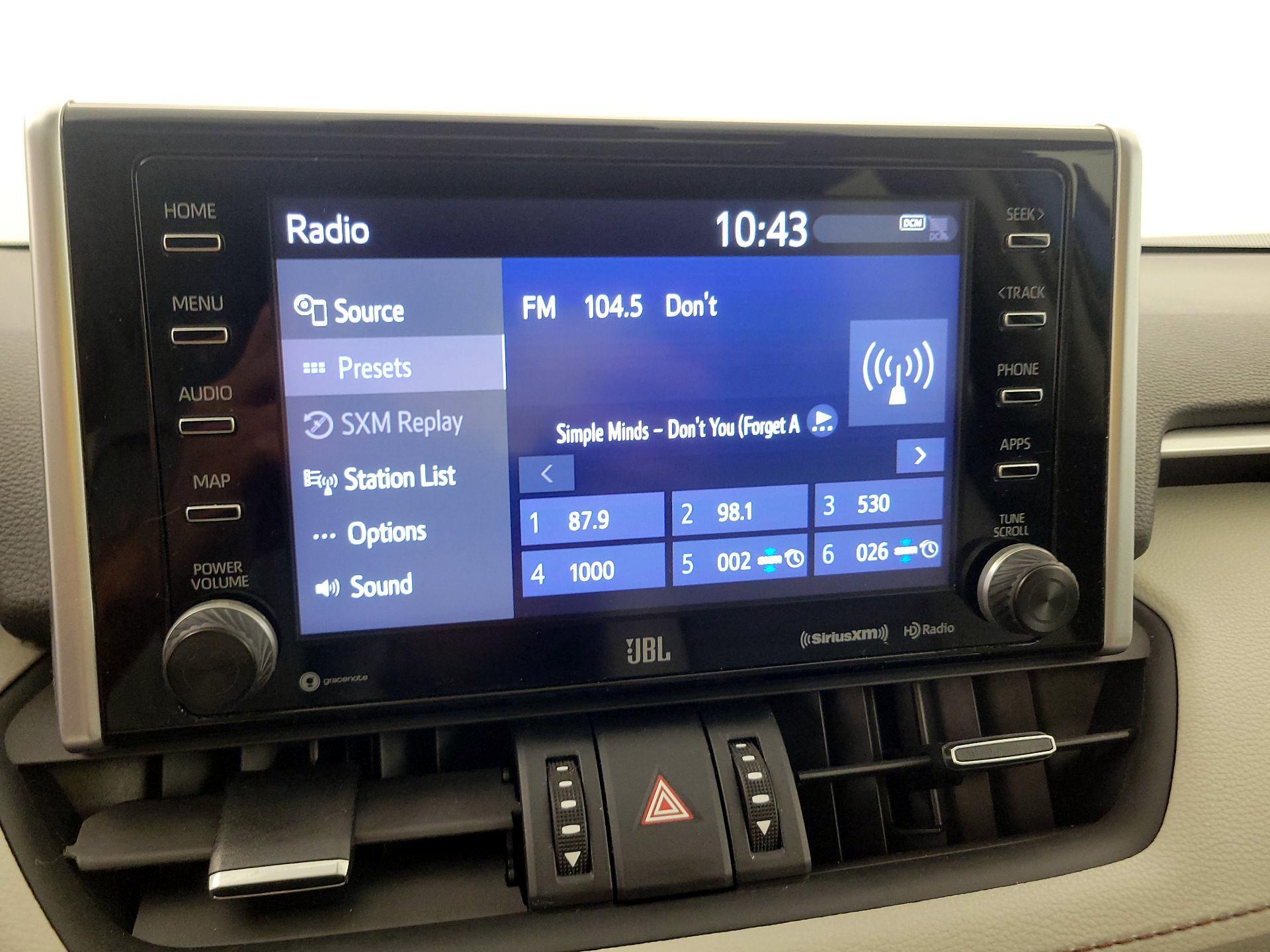 Thumbnail: 2021 Toyota RAV4 - 15