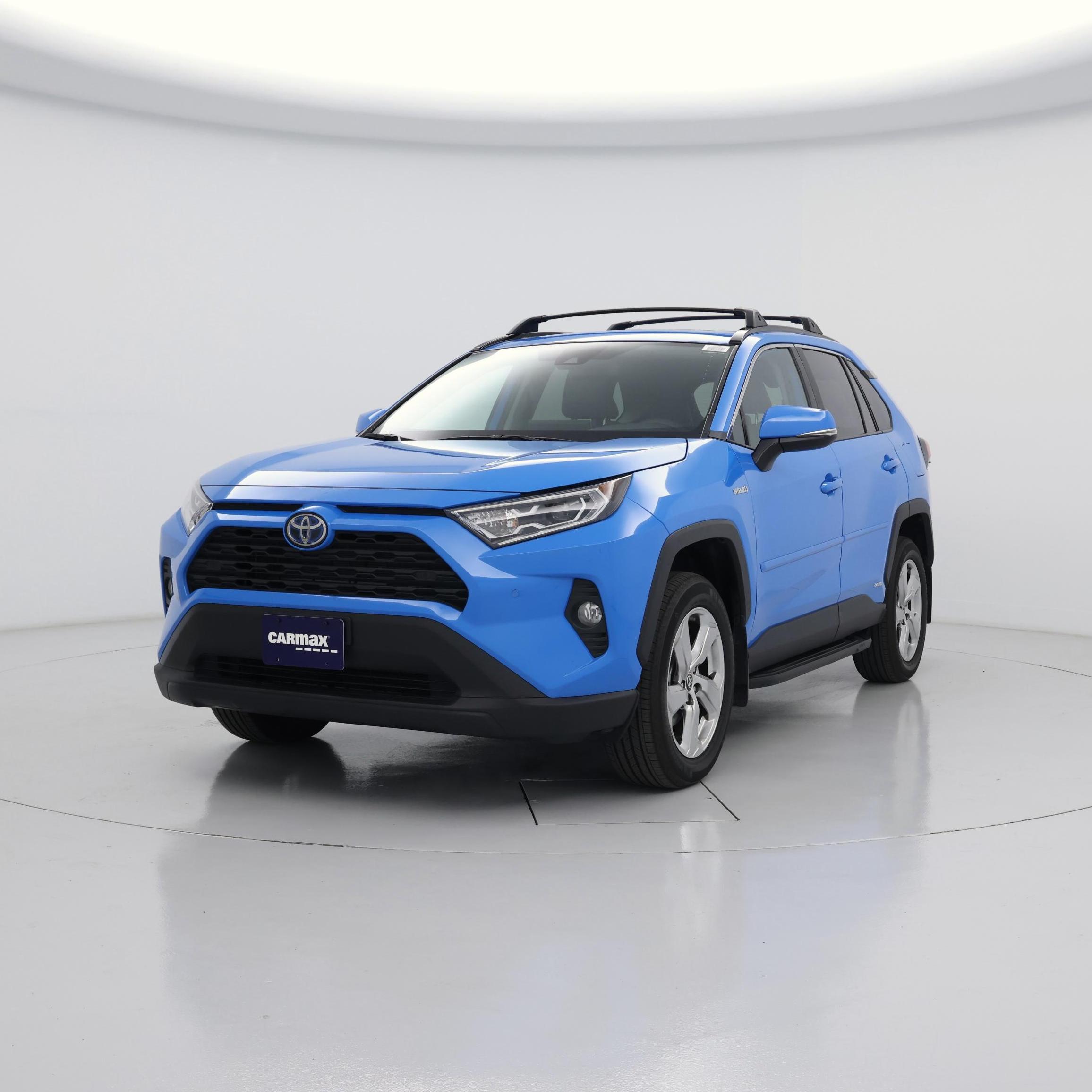 Thumbnail: 2021 Toyota RAV4 - 4