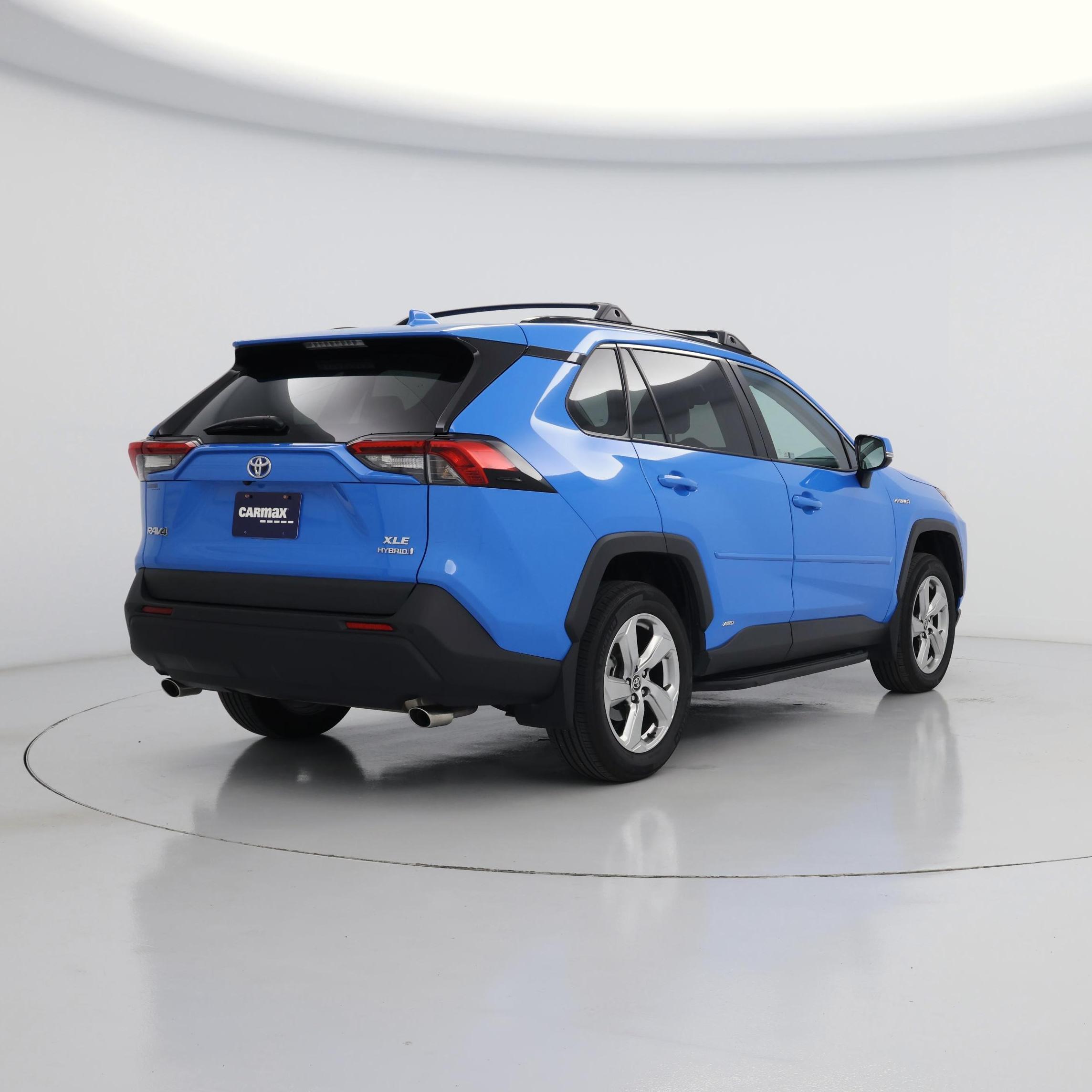 Thumbnail: 2021 Toyota RAV4 - 8