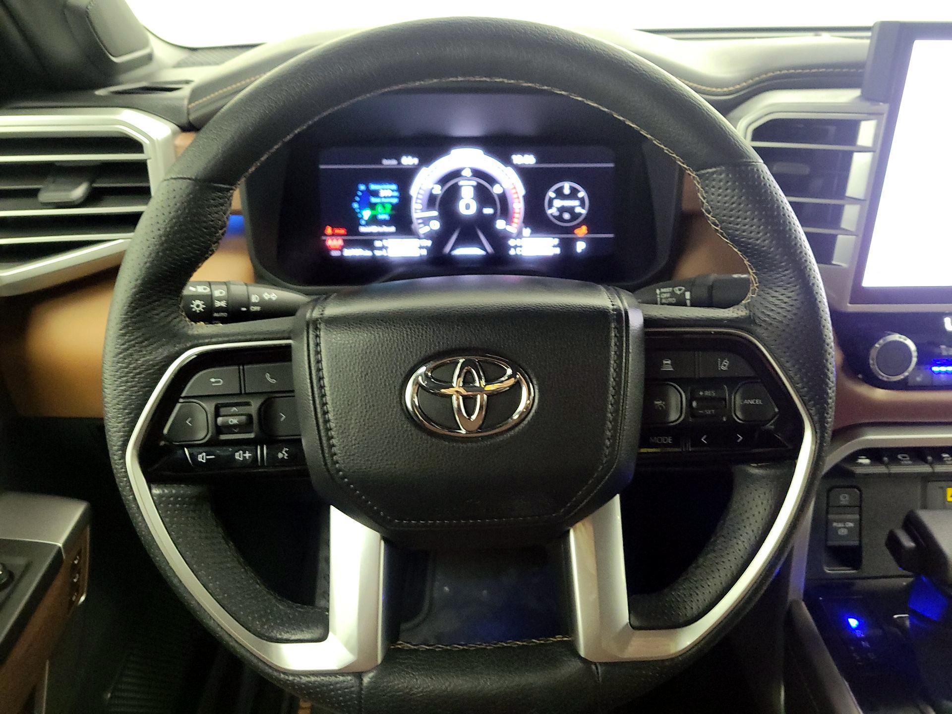 Thumbnail: 2023 Toyota Tundra - 10
