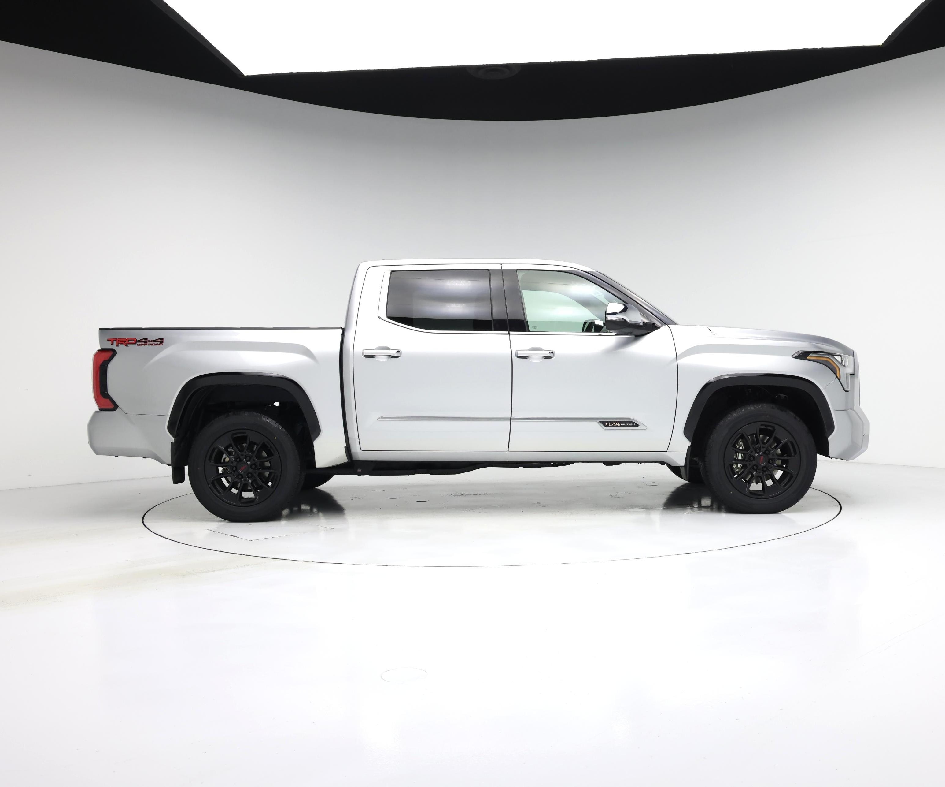 Thumbnail: 2023 Toyota Tundra - 7