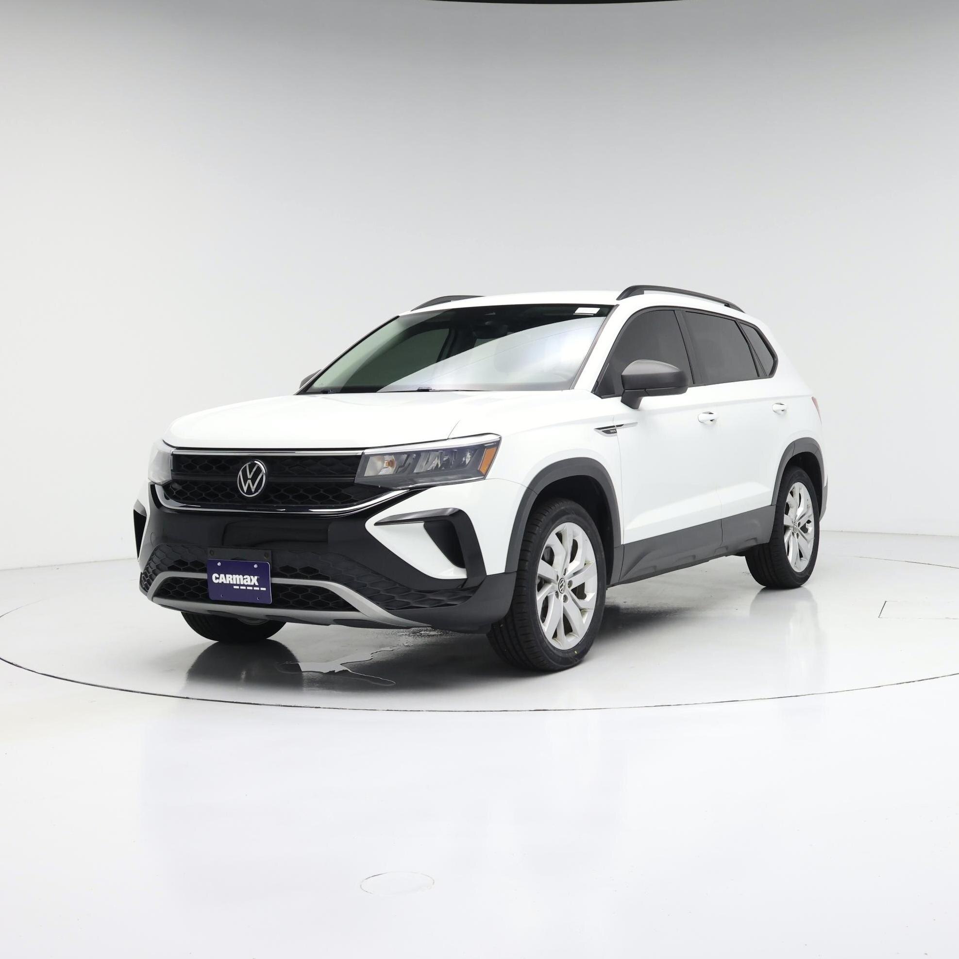 Thumbnail: 2023 Volkswagen Taos - 4