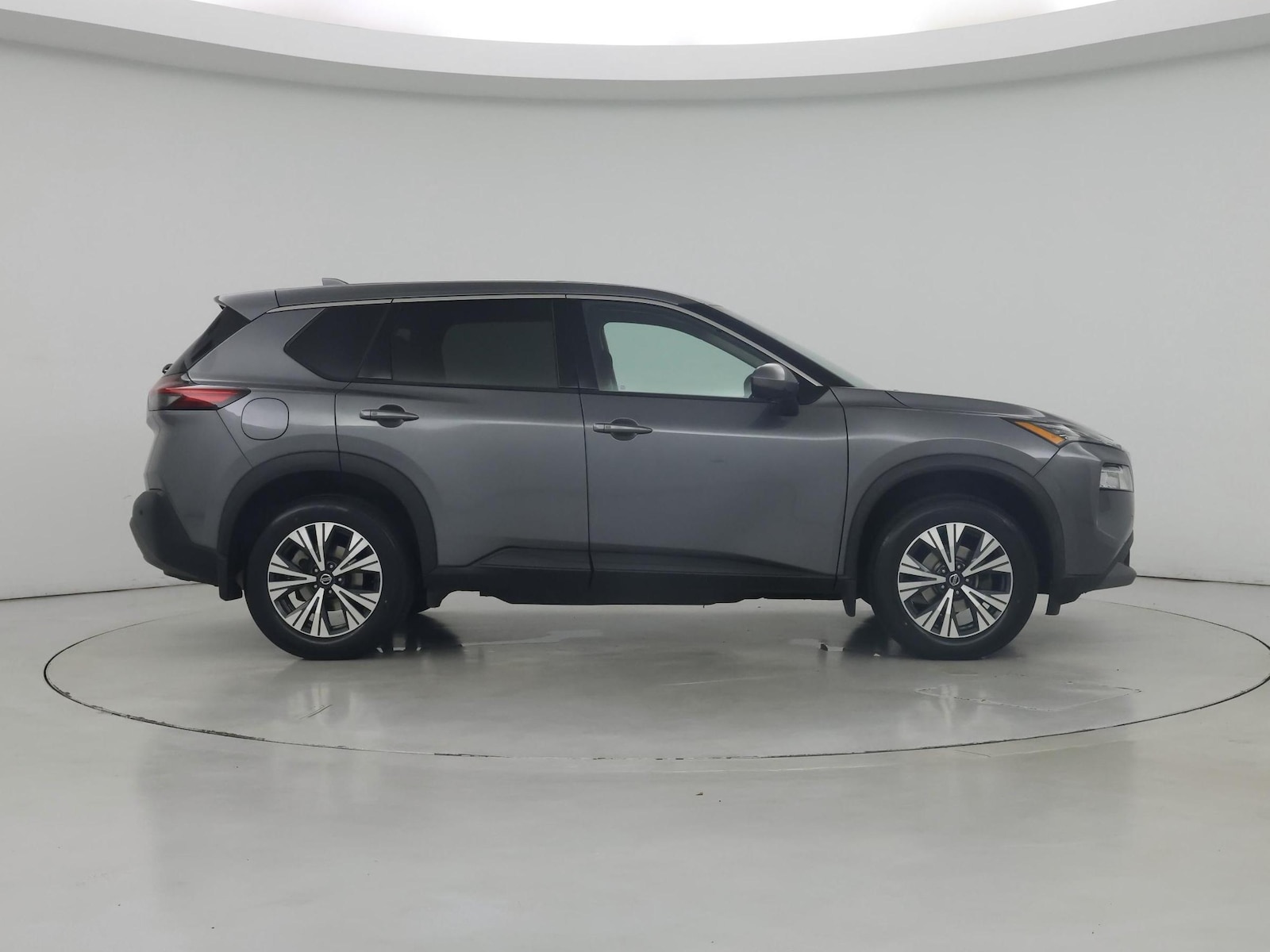 2021 Nissan Rogue SV - Photo 8