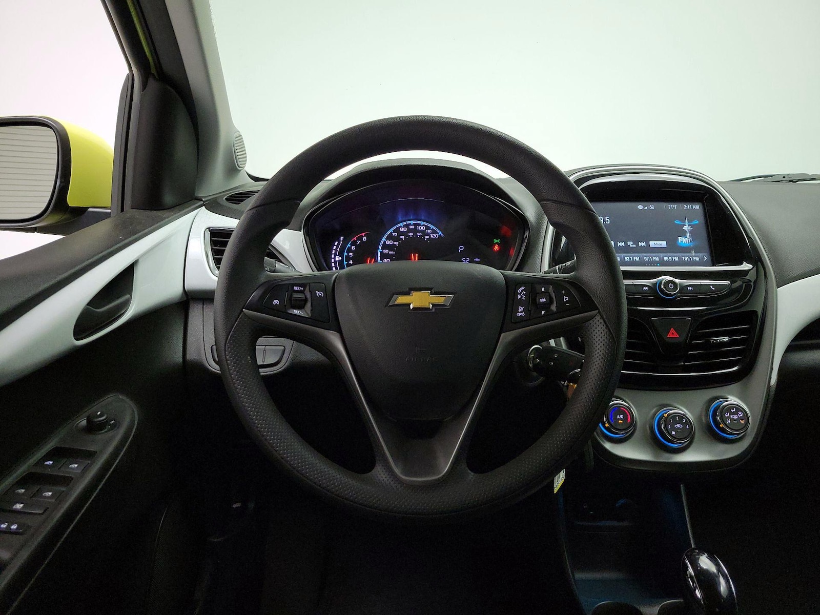 2018 Chevrolet Spark 1LT - Photo 11