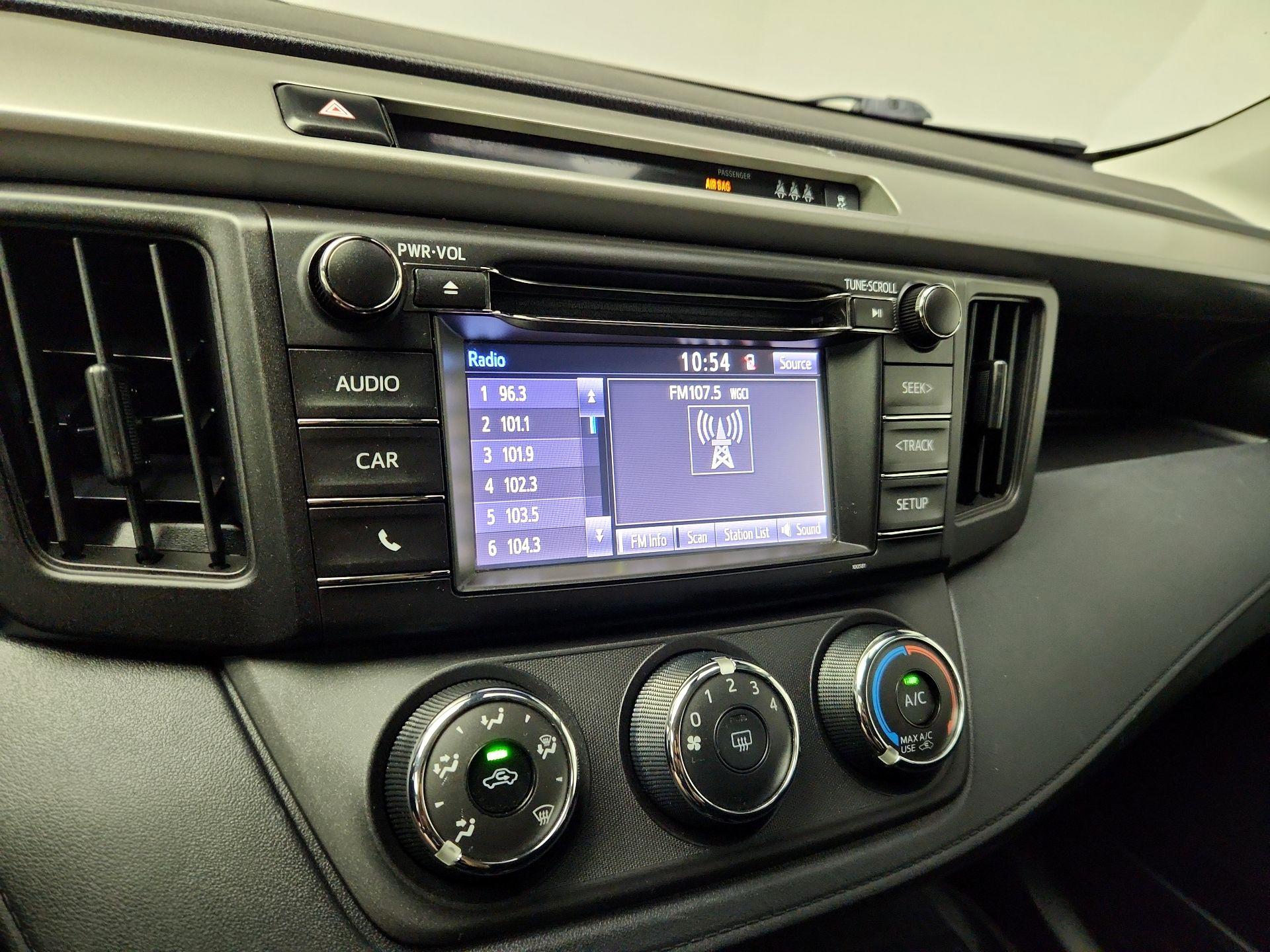 Thumbnail: 2018 Toyota RAV4 - 13