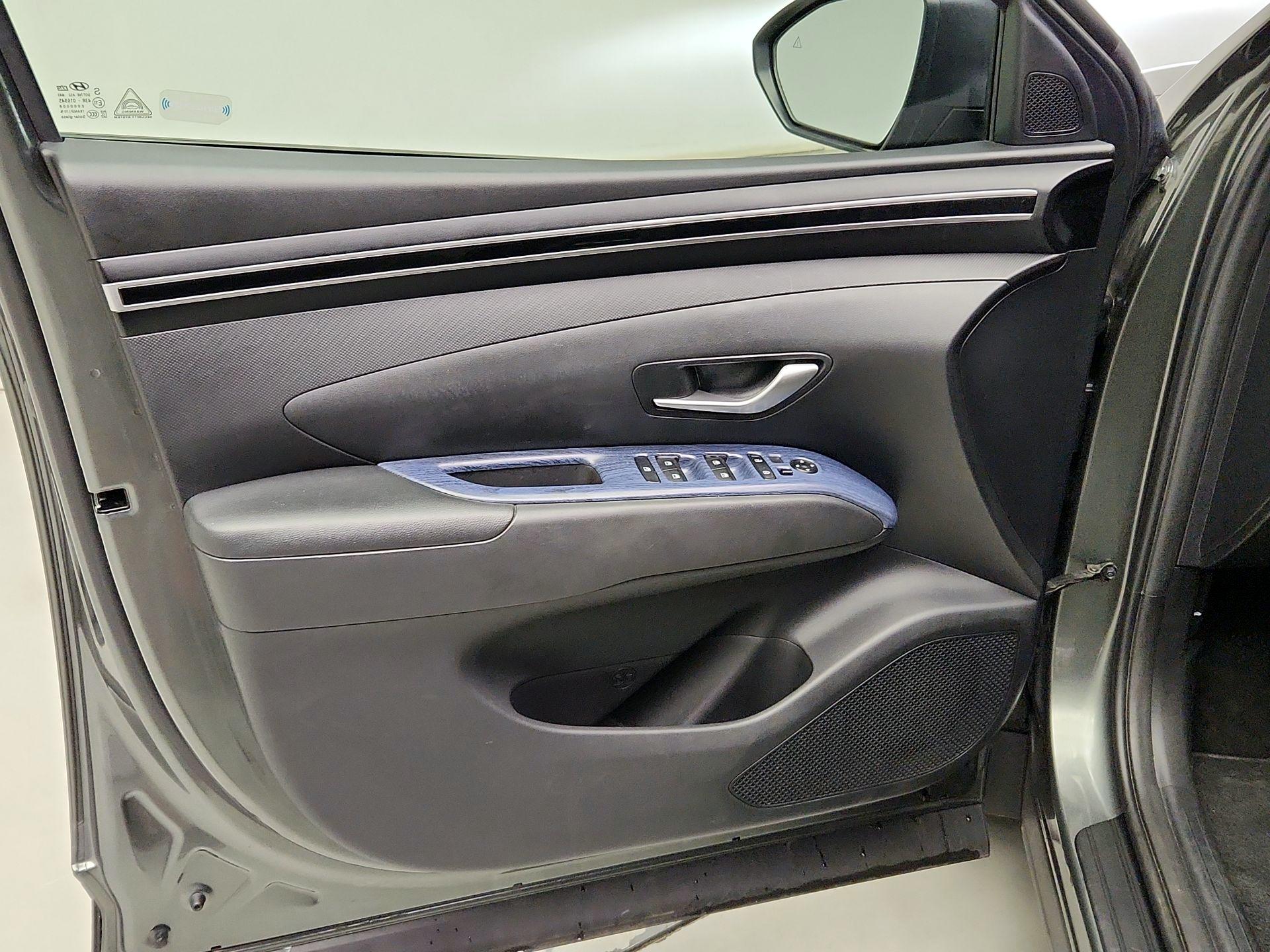 Thumbnail: 2022 Hyundai Tucson - 10