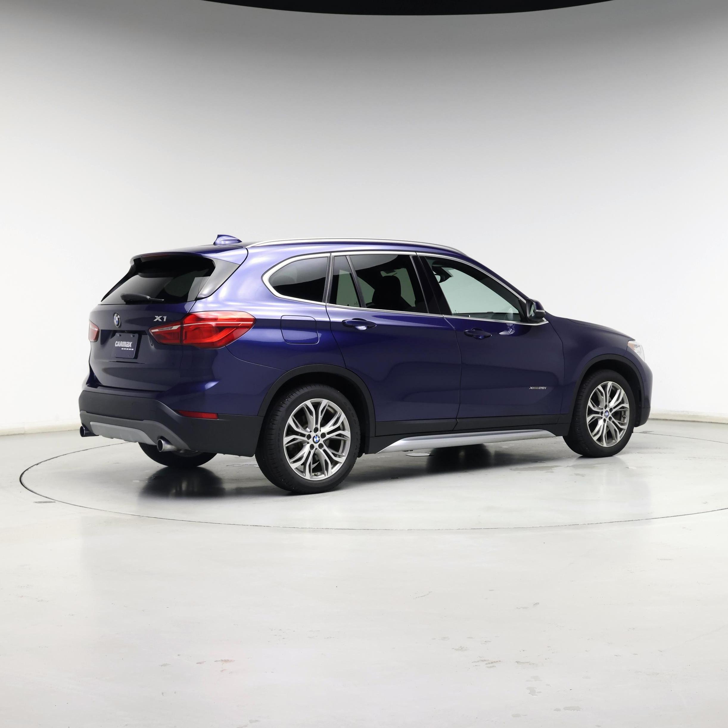 Thumbnail: 2016 BMW X1 - 8
