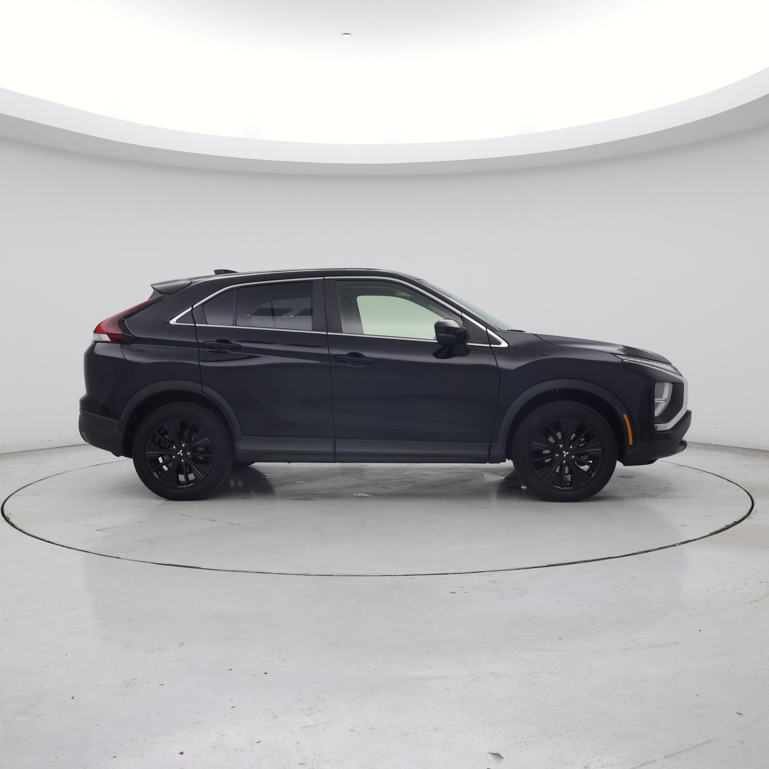 Thumbnail: 2022 Mitsubishi Eclipse Cross - 7