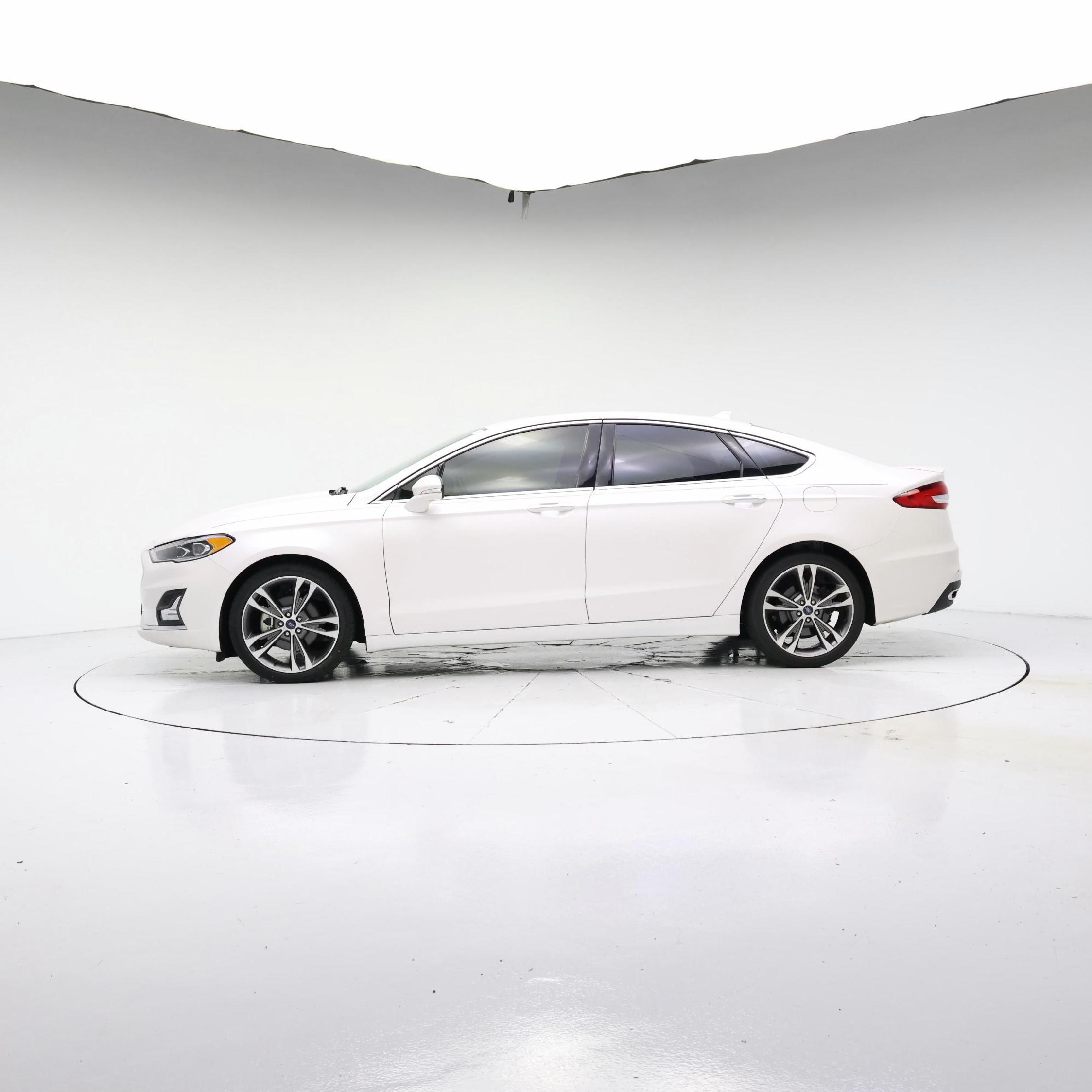 Thumbnail: 2020 Ford Fusion - 3