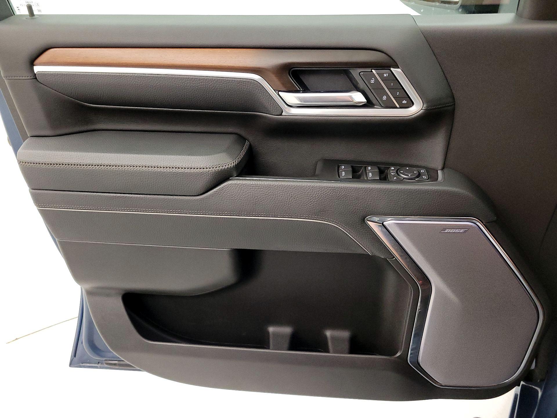 Thumbnail: 2026 GMC Sierra 2500 - 12