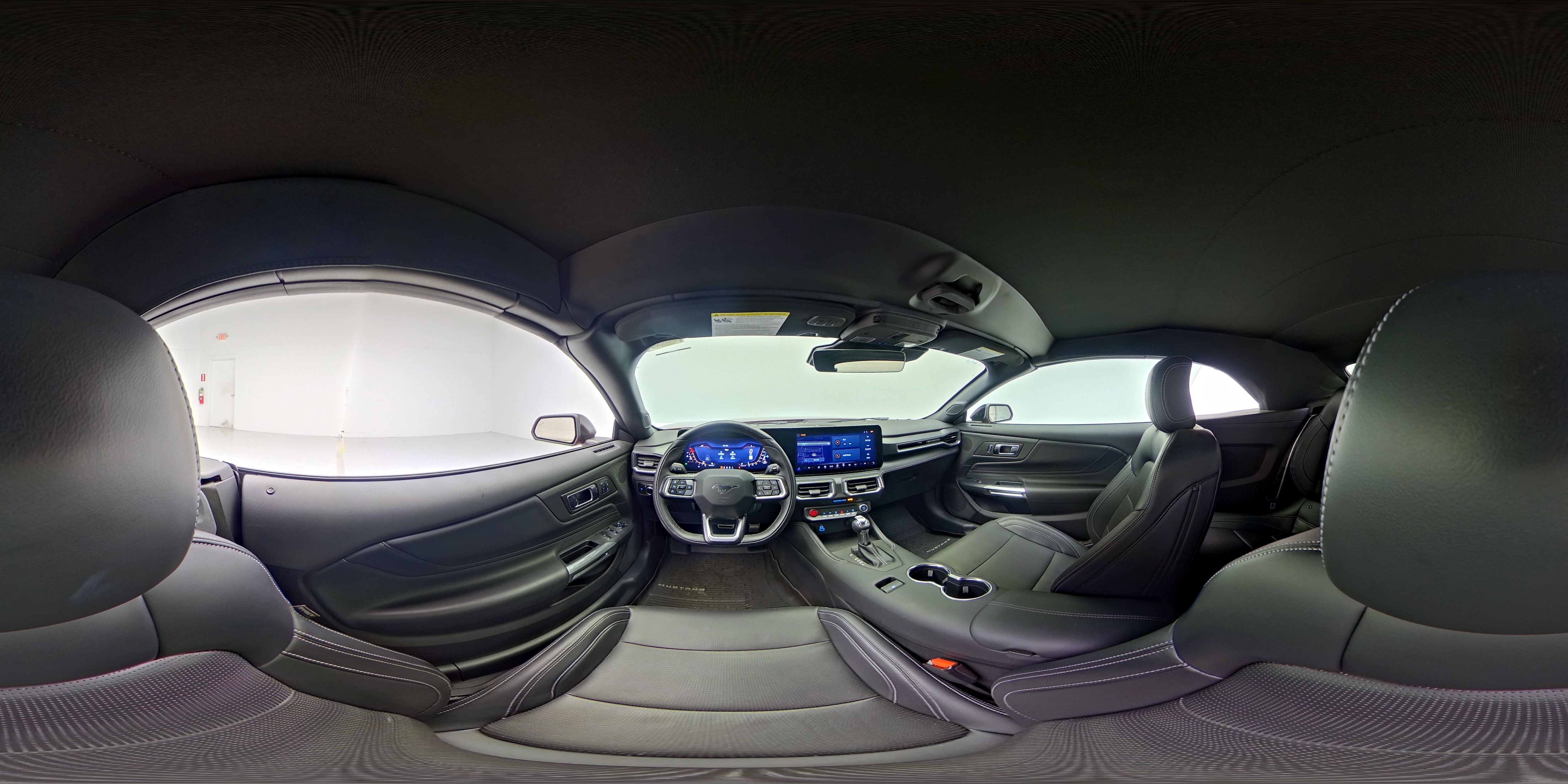 2025 Ford Mustang EcoBoost Premium - Photo 26