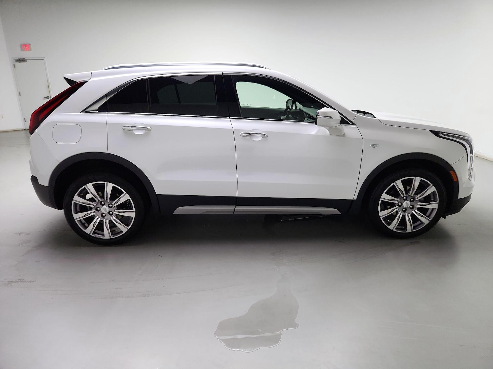 2021 Cadillac XT4 Premium Luxury - Photo 4
