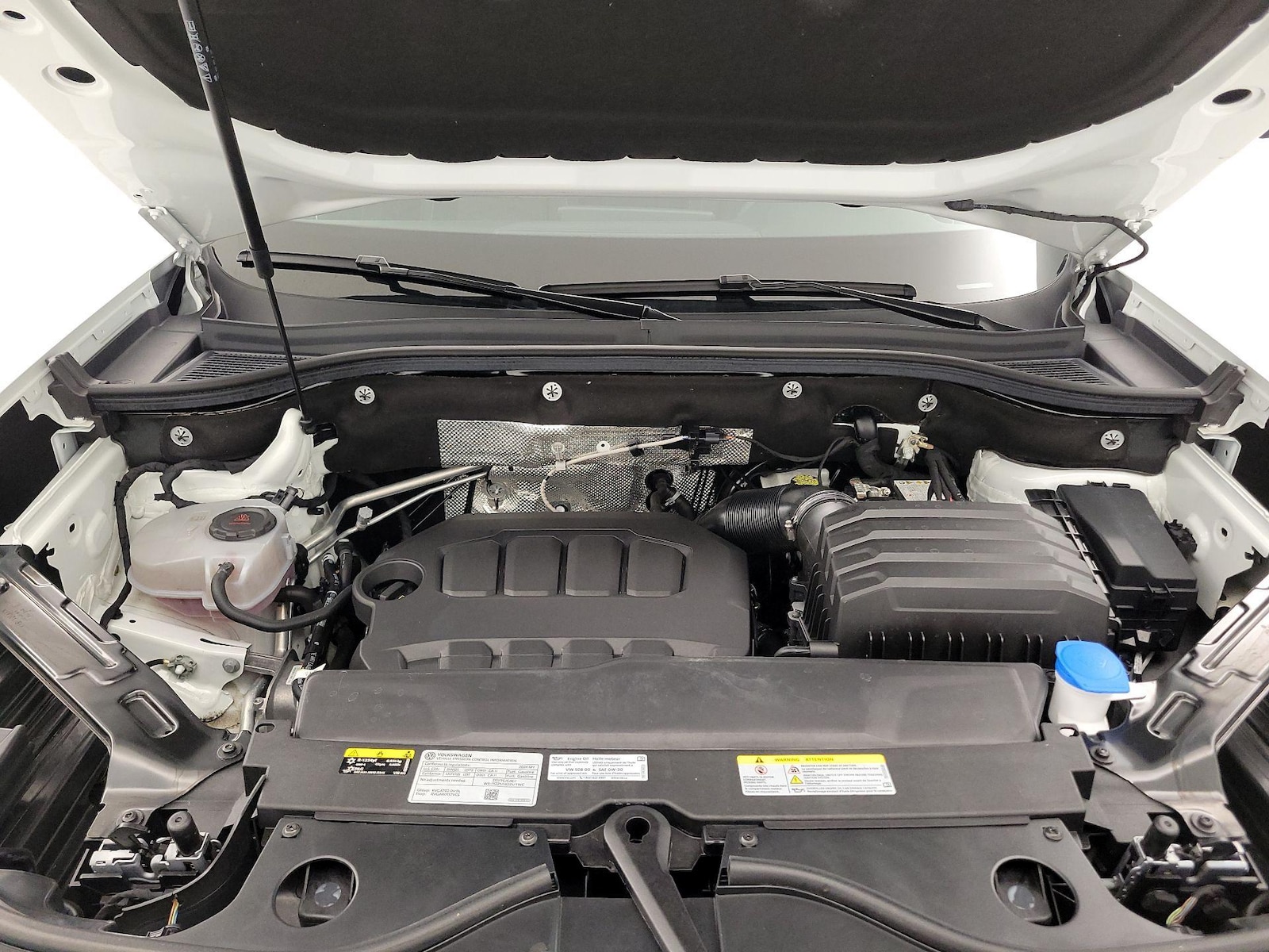 2024 Volkswagen Atlas Cross Sport SE w/Tech - Photo 23