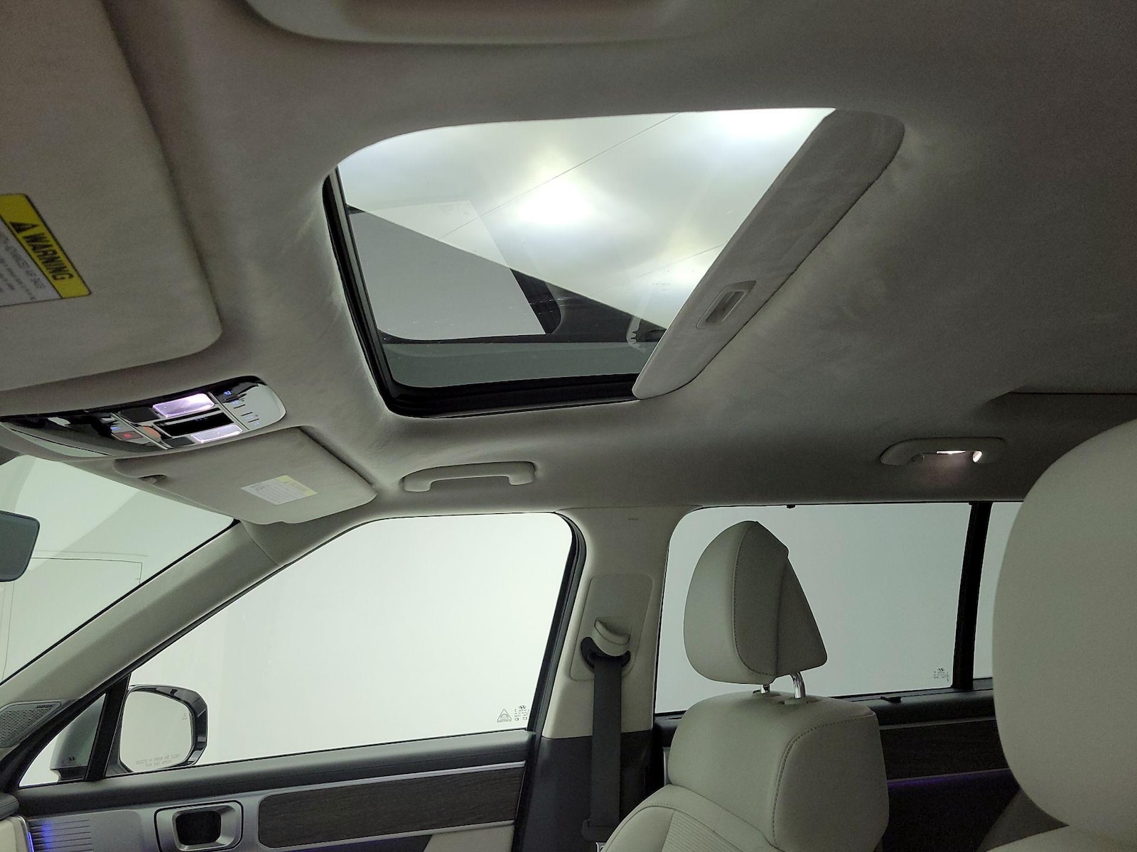 Sunroof(s) & Skylight(s)