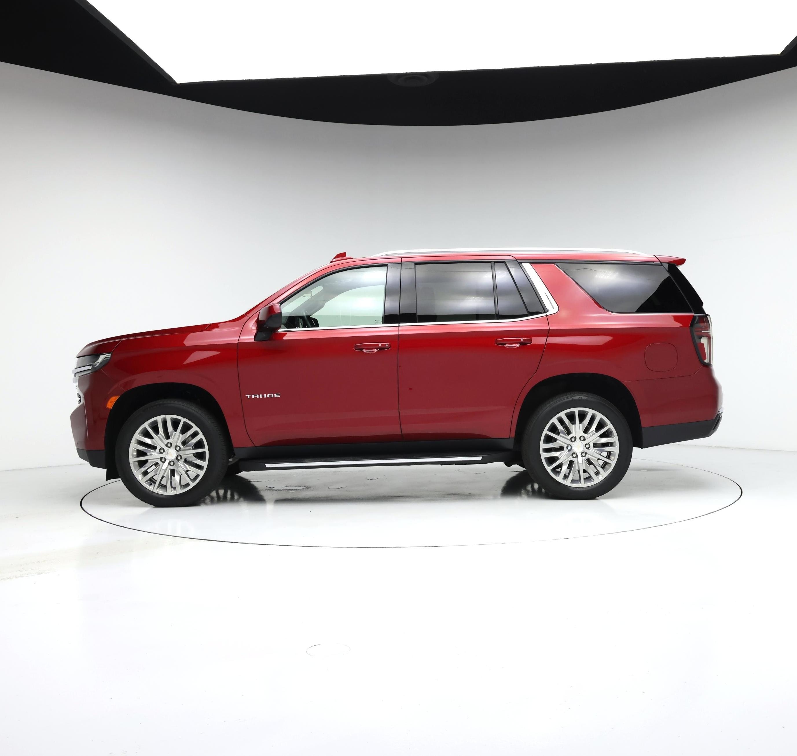Thumbnail: 2024 Chevrolet Tahoe - 3