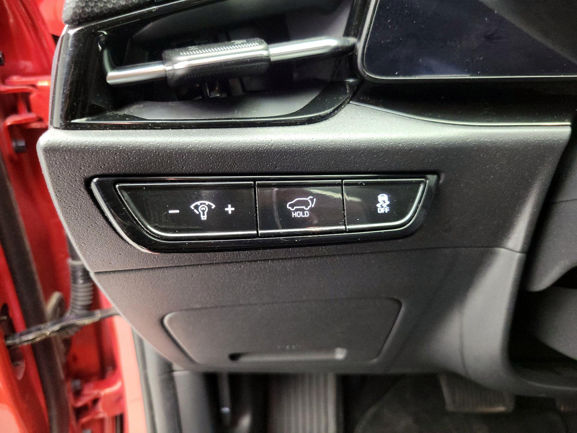 Thumbnail: 2023 Kia Niro - 13