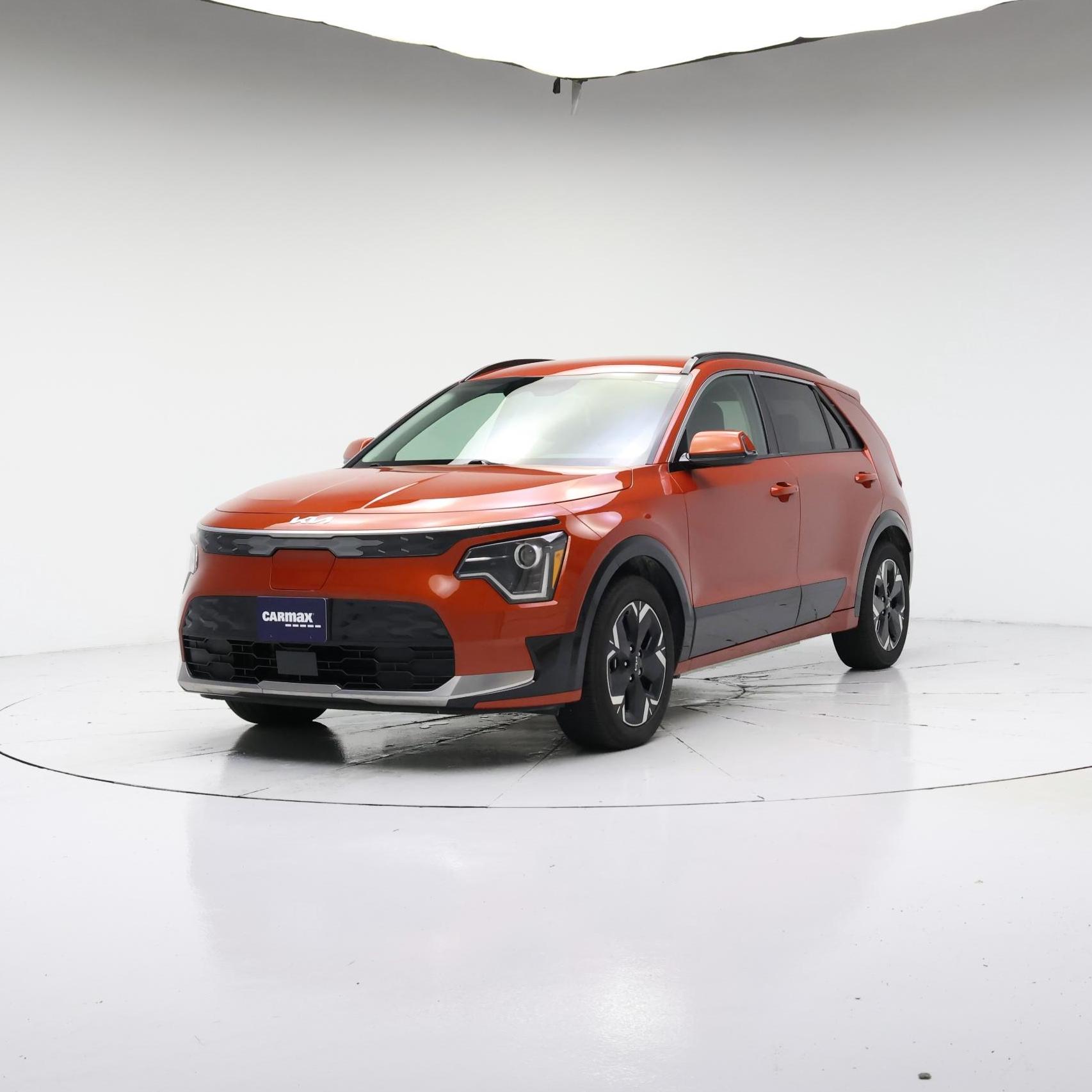 Thumbnail: 2023 Kia Niro - 4
