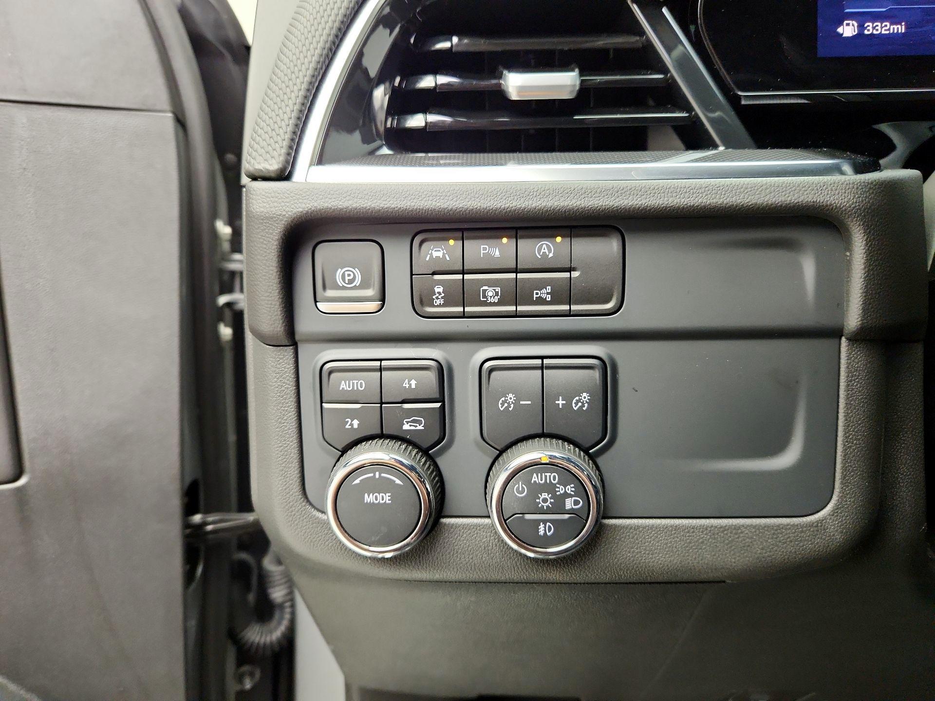 Thumbnail: 2025 Chevrolet Suburban - 11